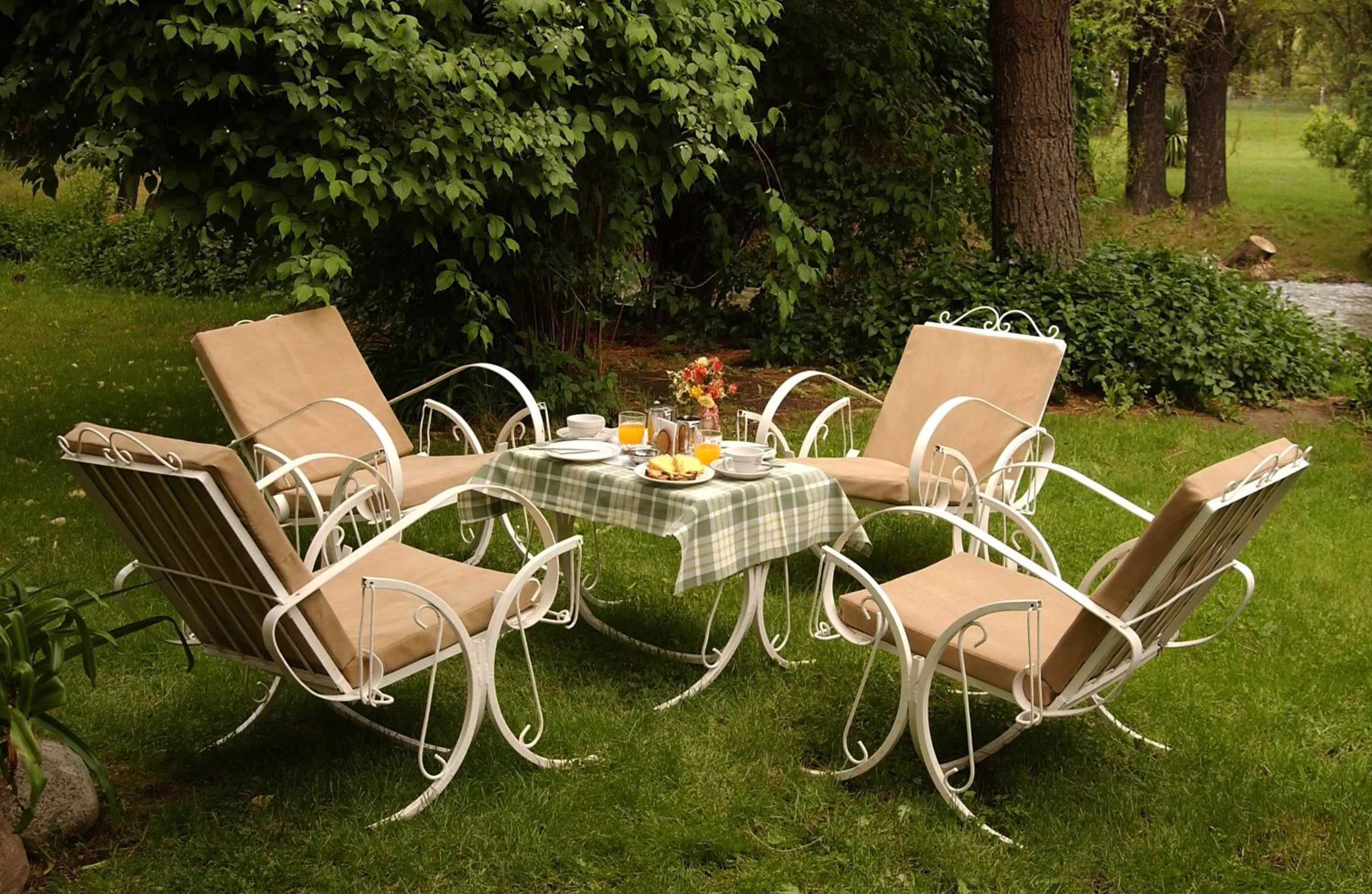 Garden in Hostería Chimehuin