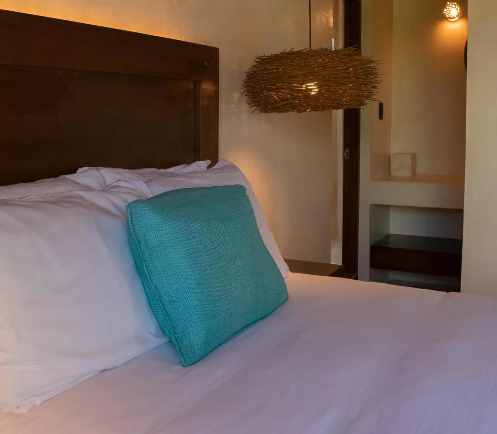 Bed in Puerta del Cielo Hotel Origen