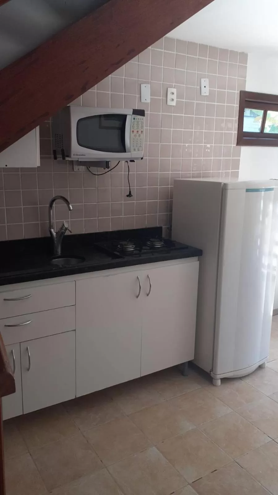 Kitchen or kitchenette, Kitchen/Kitchenette in Pousada Bangalôs Da Mole - Florianópolis