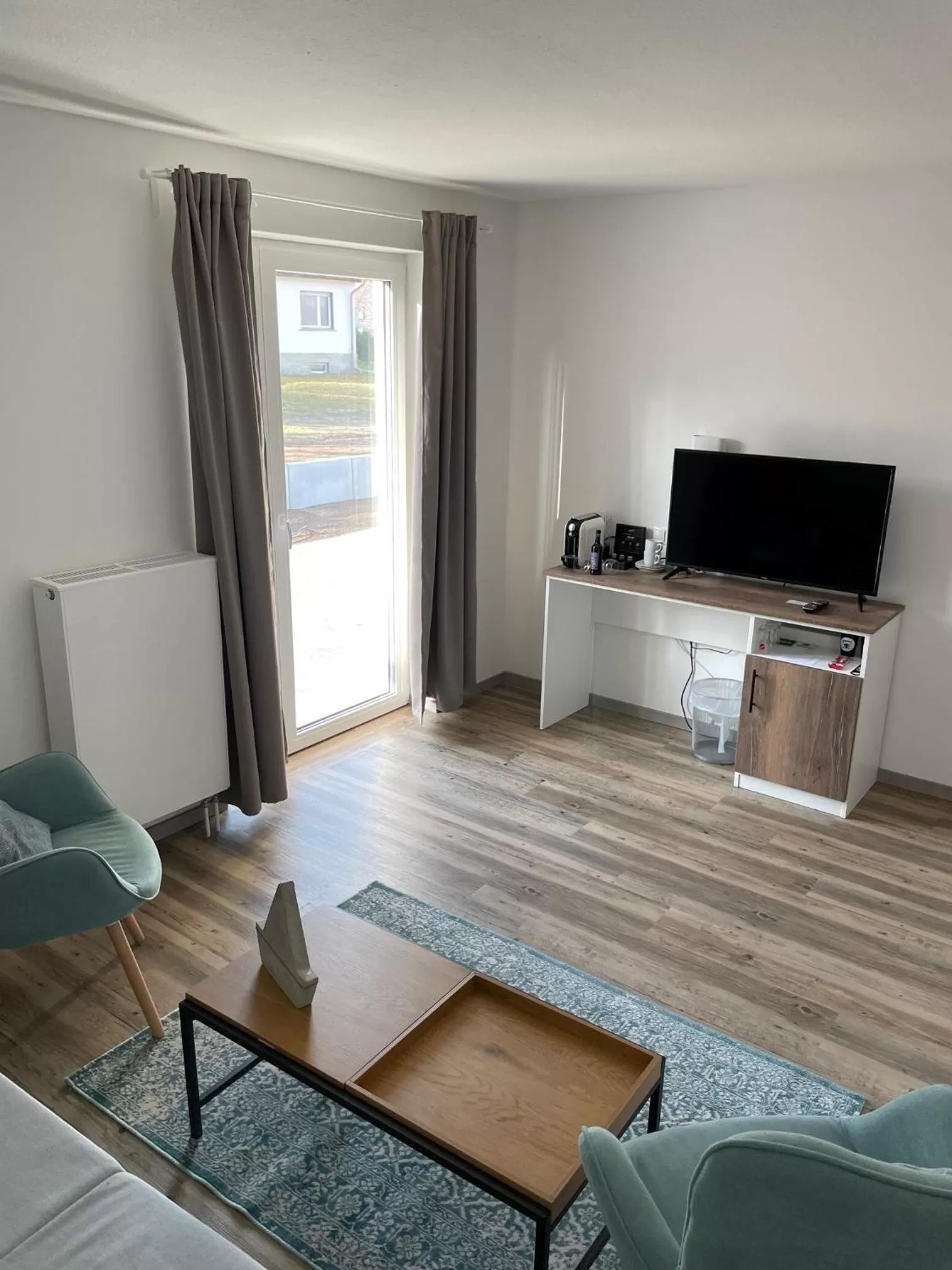 Photo of the whole room, TV/Entertainment Center in Hotel meerblau