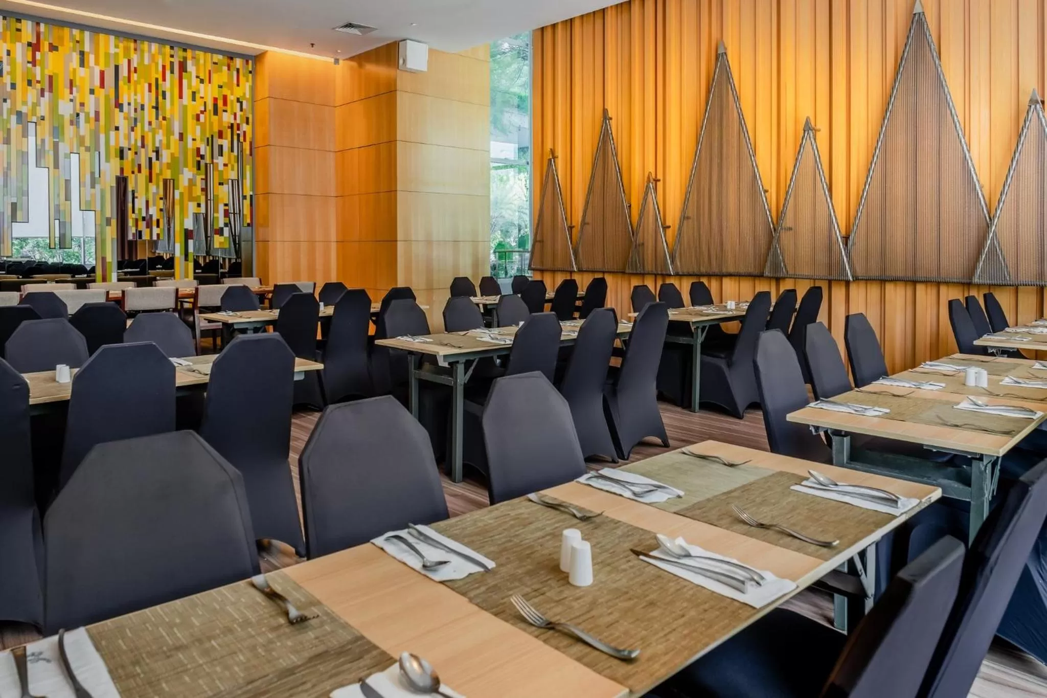 Restaurant/places to eat in DoubleTree by Hilton Jakarta Kemayoran