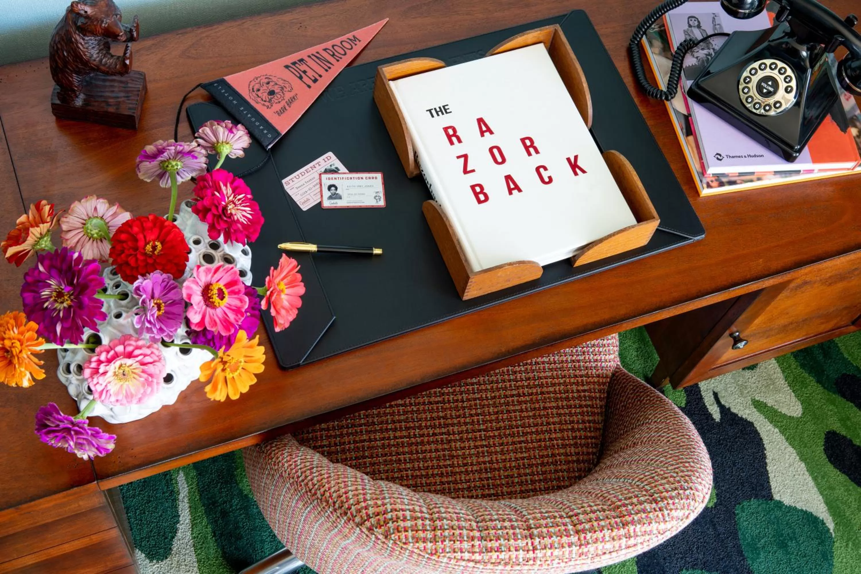 Seating area in Graduate by Hilton Fayetteville, AR