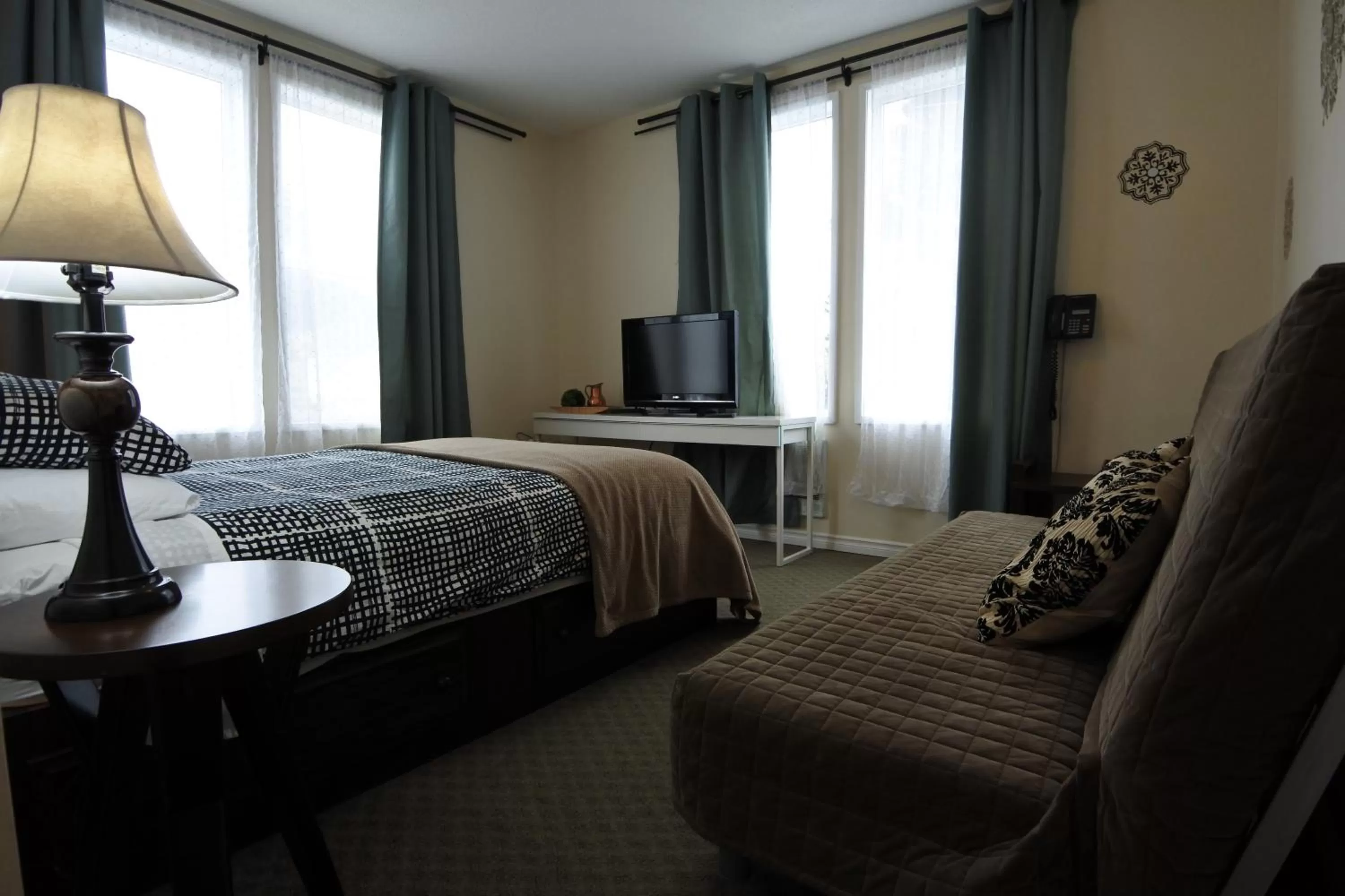 Bedroom, Bed in Black Rooster Guesthouse