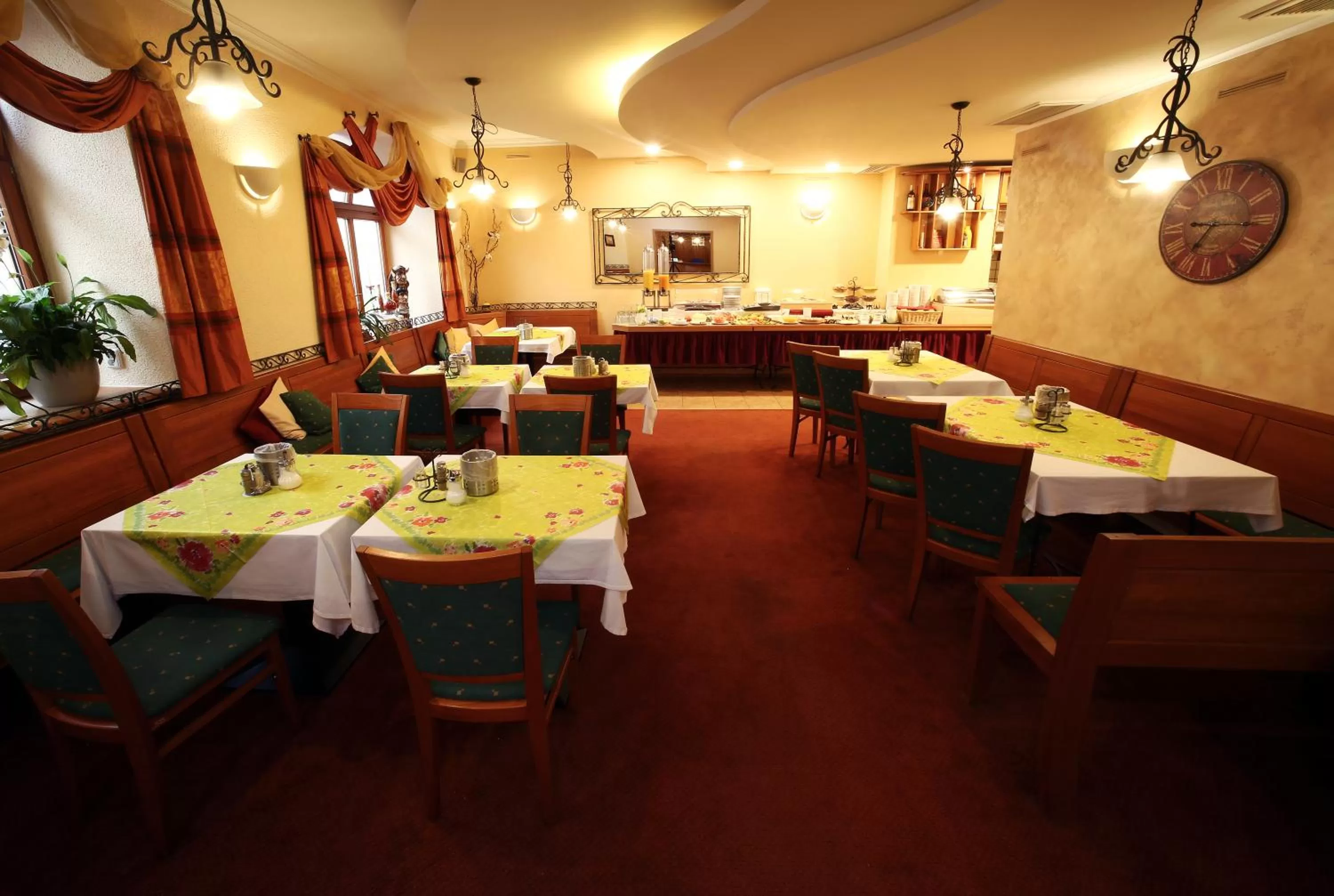 Food and drinks in Hotel Roudna