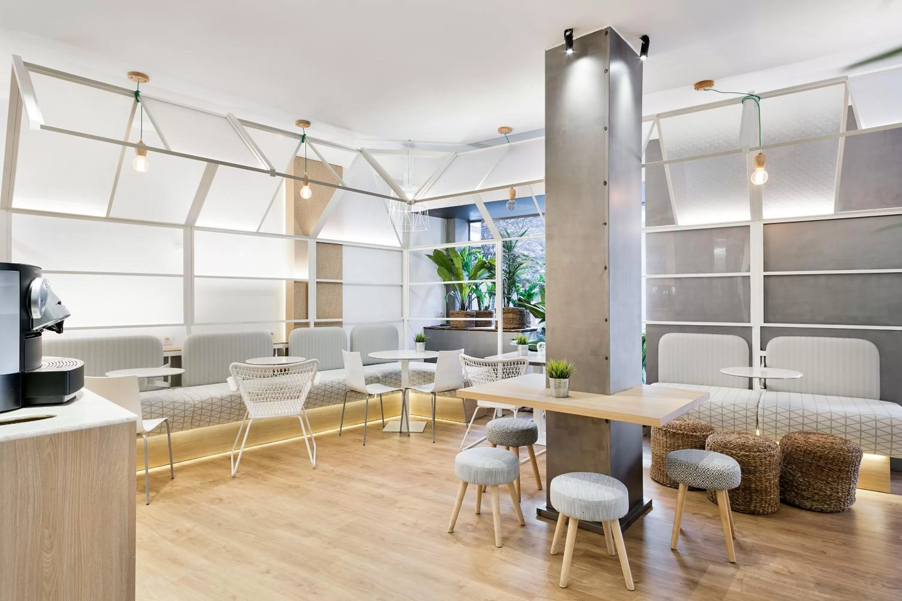 Area and facilities in Hotel Acta Laumon