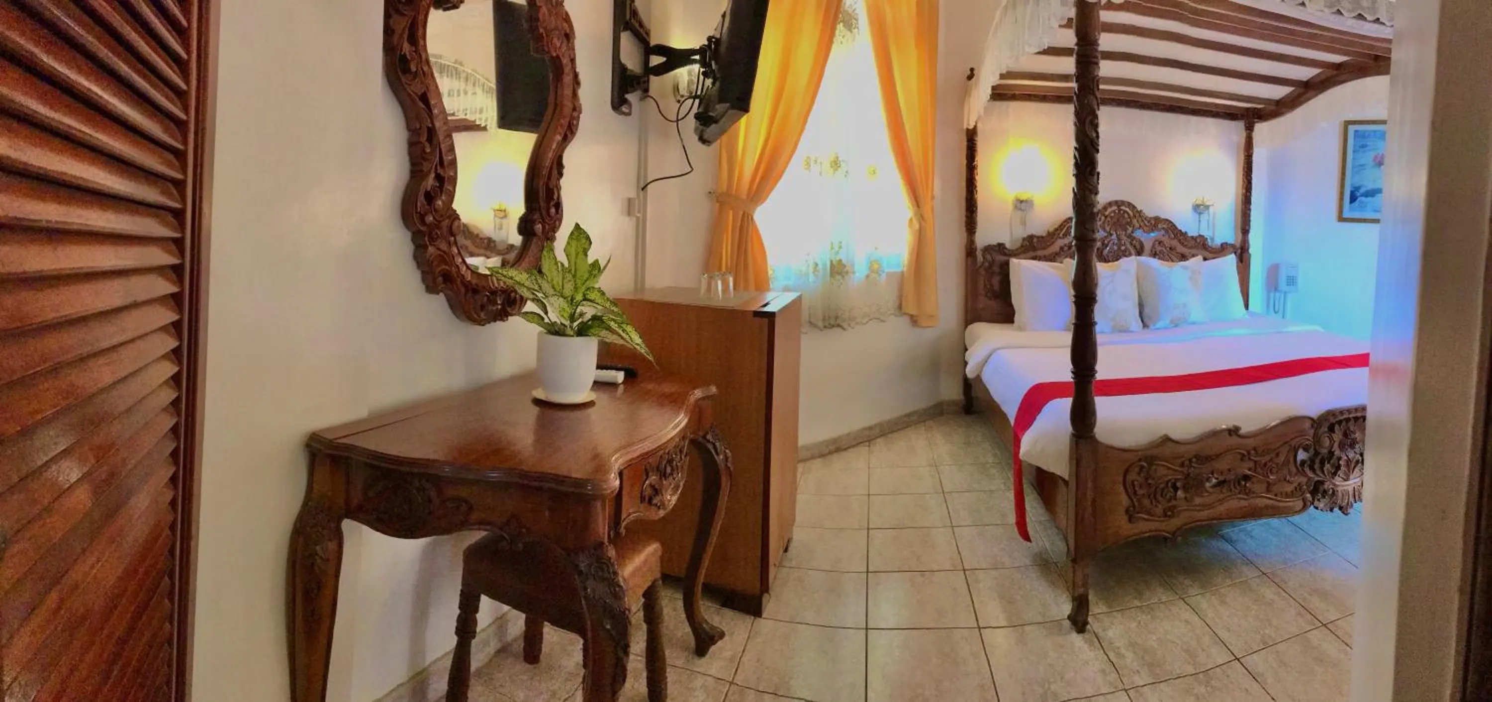 Bedroom, Bed in Dolce Vita Hotel