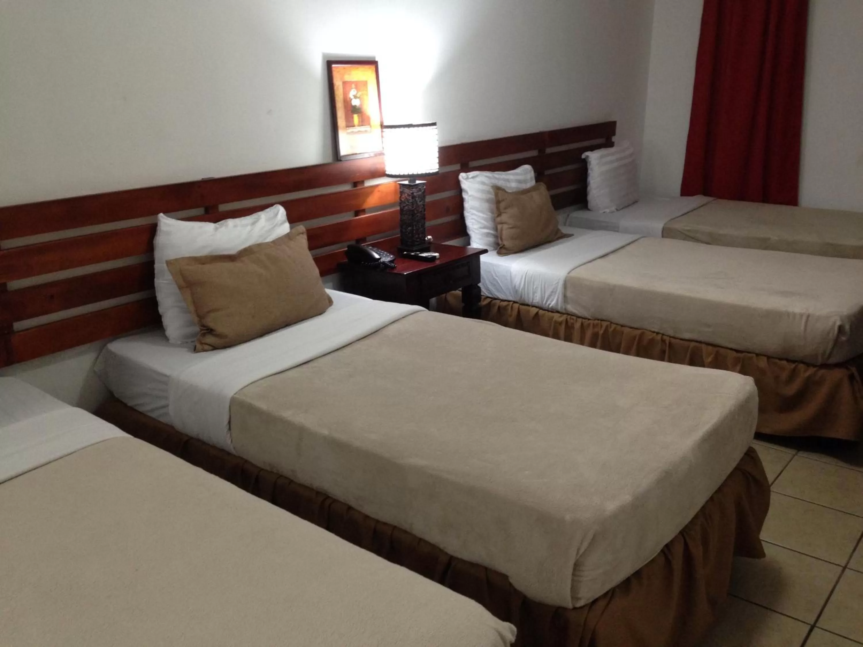 Bedroom, Bed in Hotel Mozonte