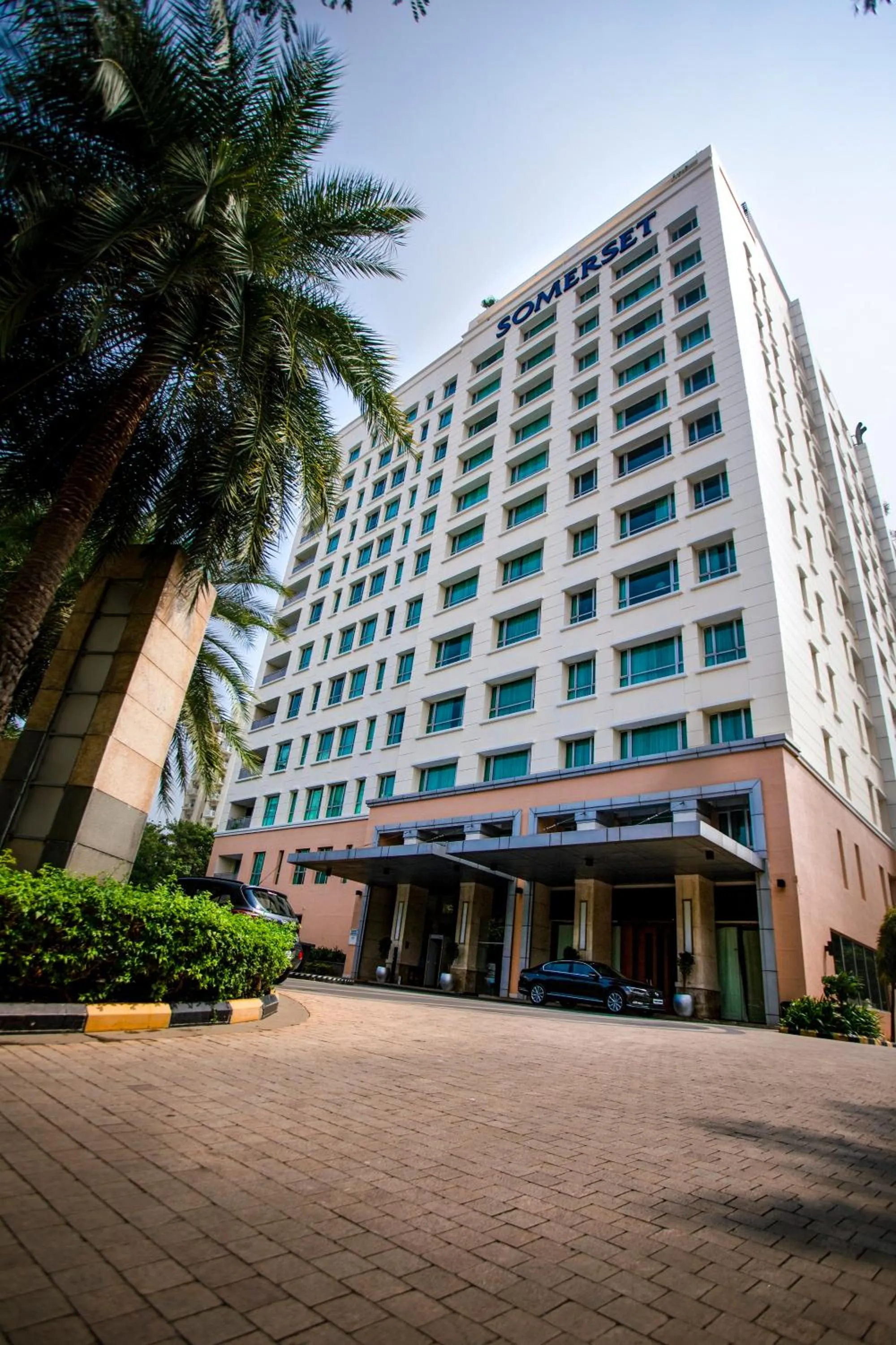 Facade/entrance in Somerset Greenways Chennai