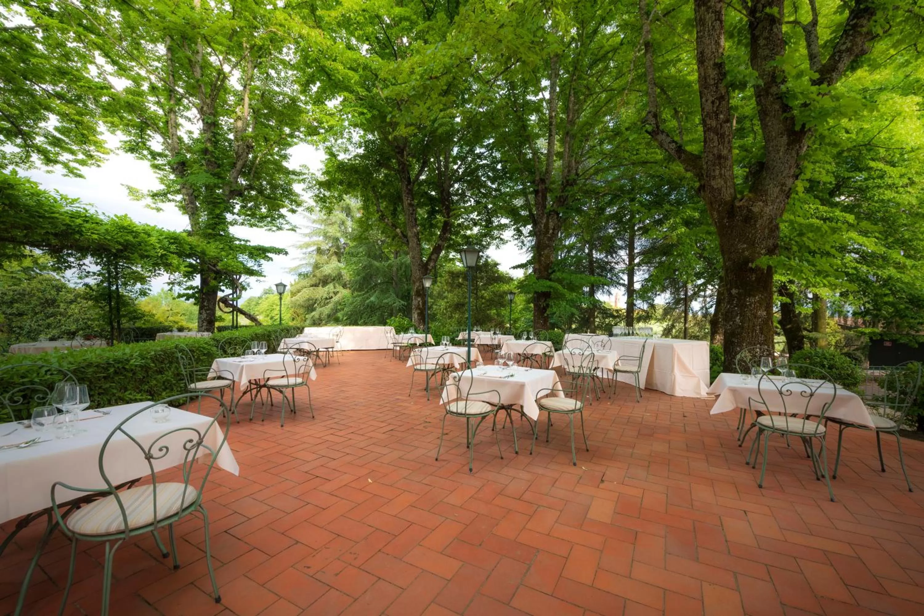 Restaurant/places to eat in Villa Scacciapensieri Boutique Hotel