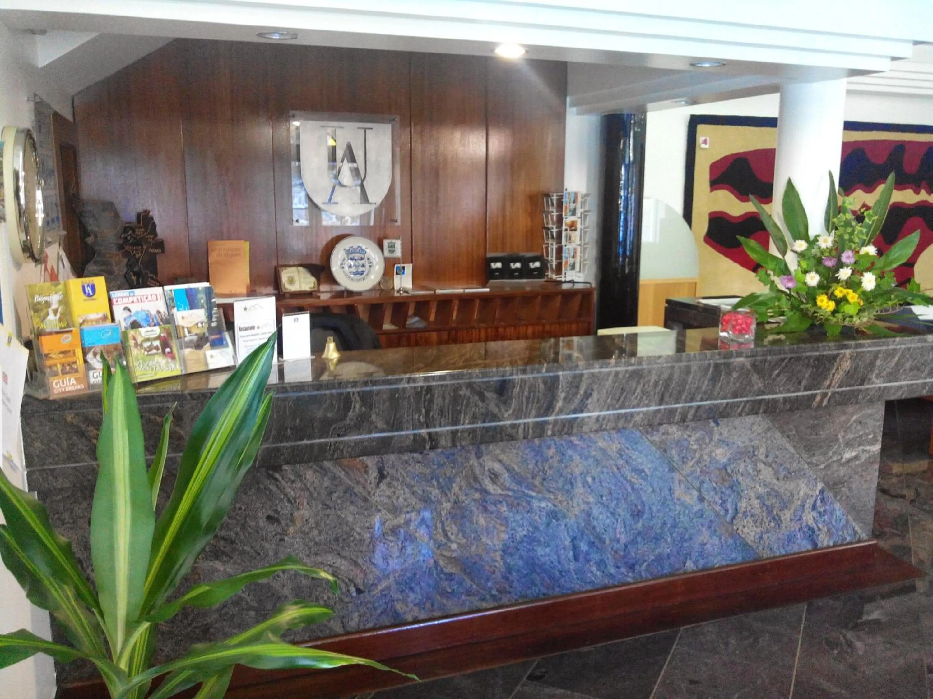 Communal lounge/ TV room in Hotel Ulveira