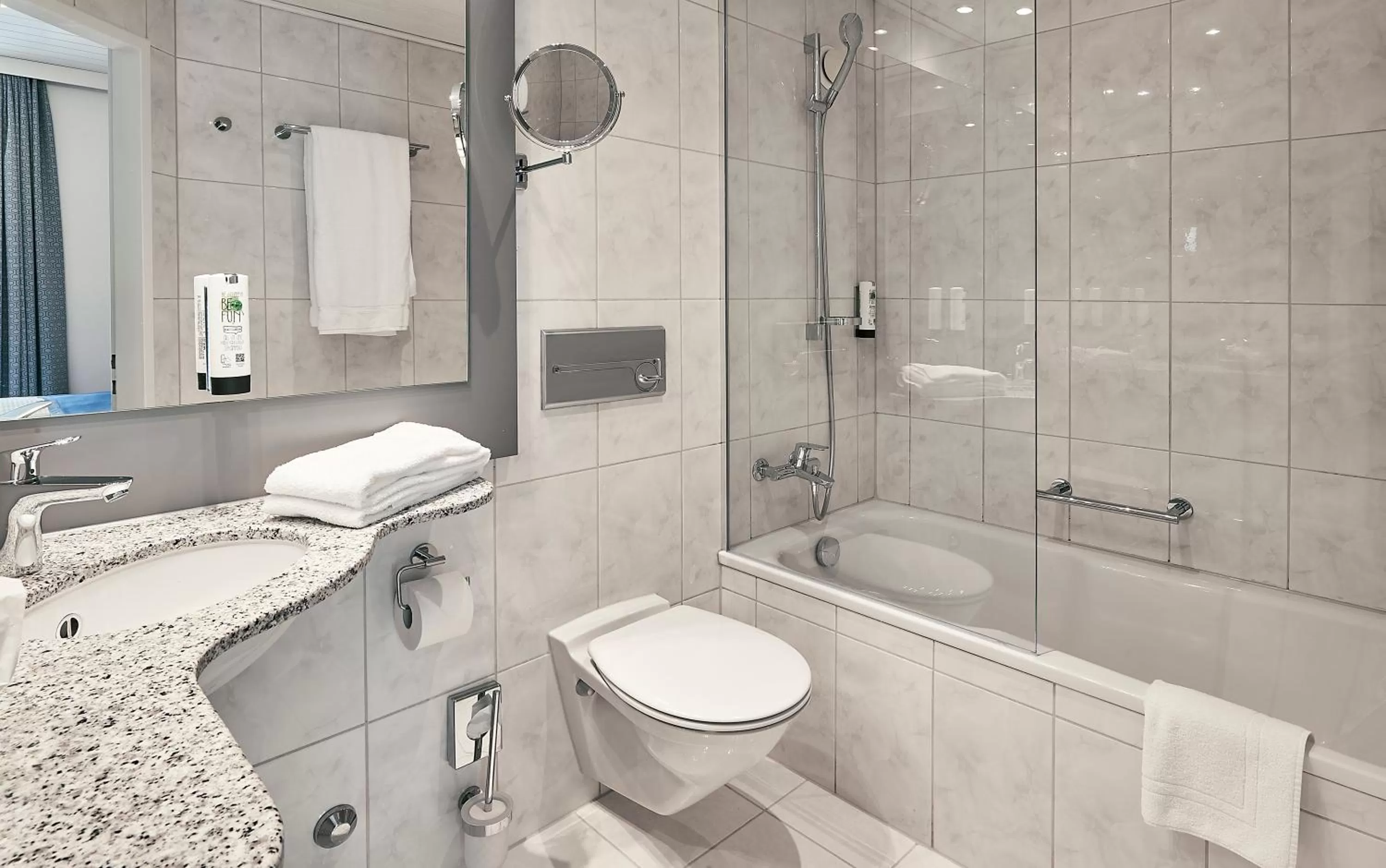 Bathroom in Hotel Central Luzern