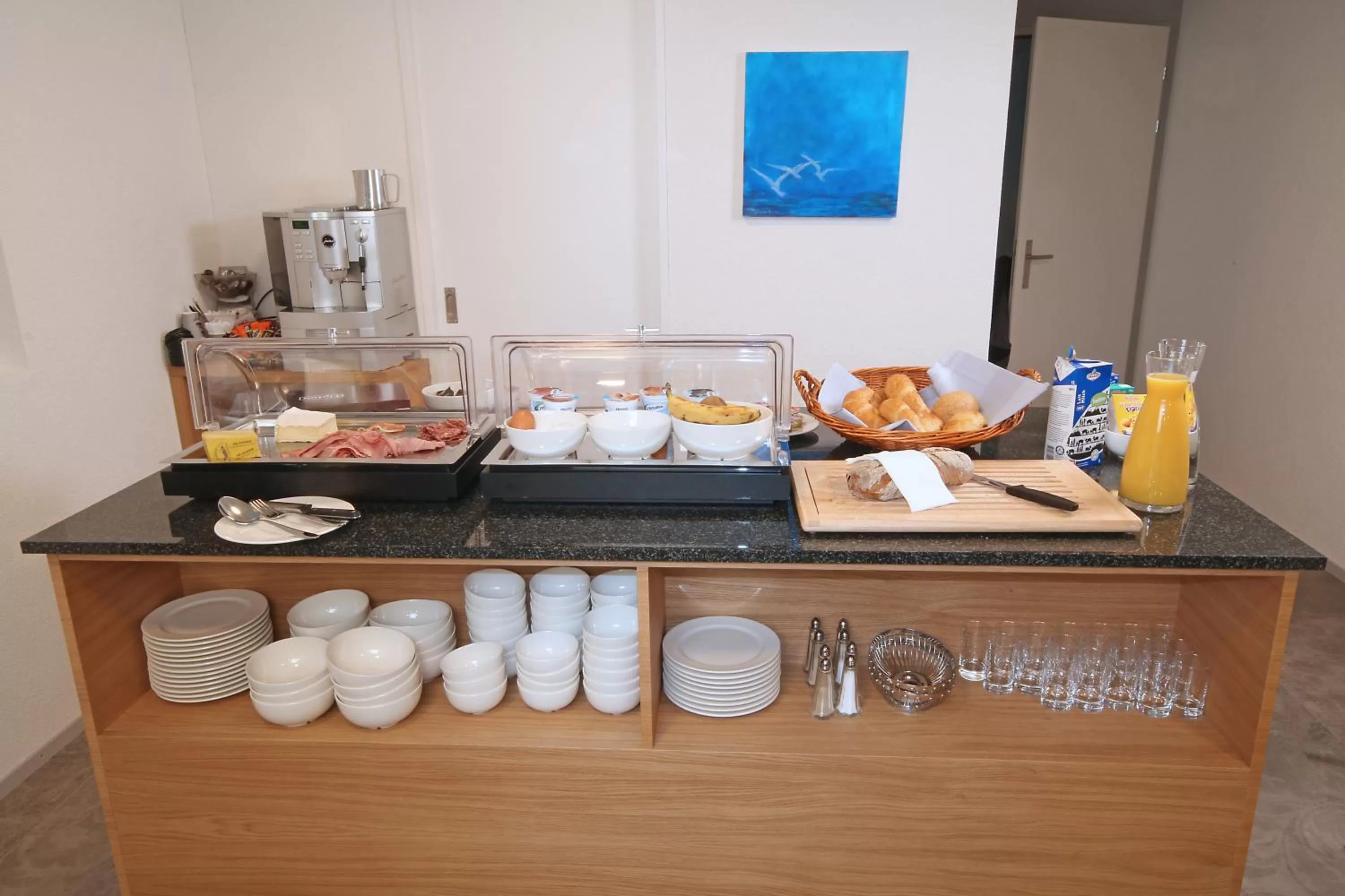 Food and drinks in Hotel Flawil