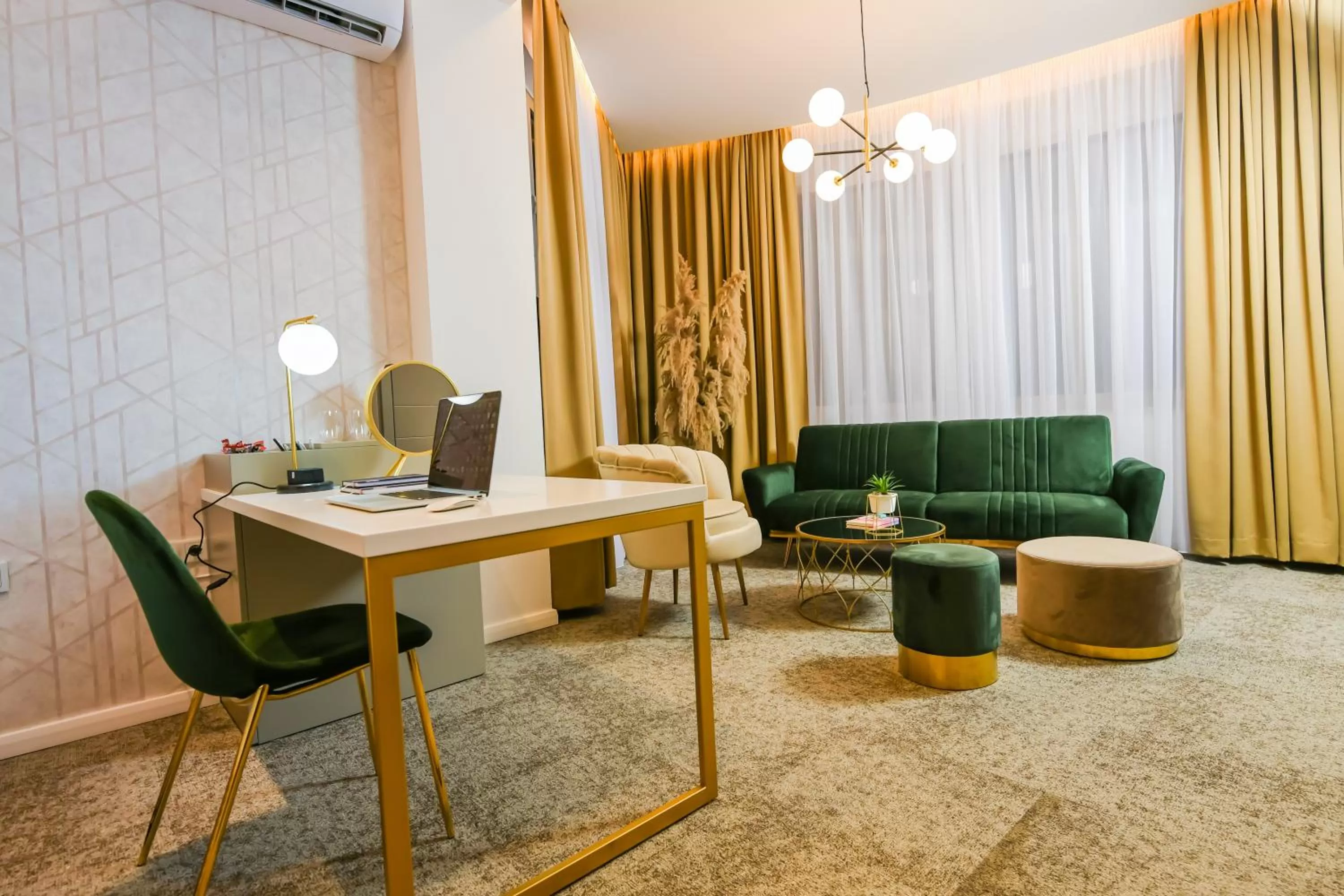 Seating Area in Hotel City View