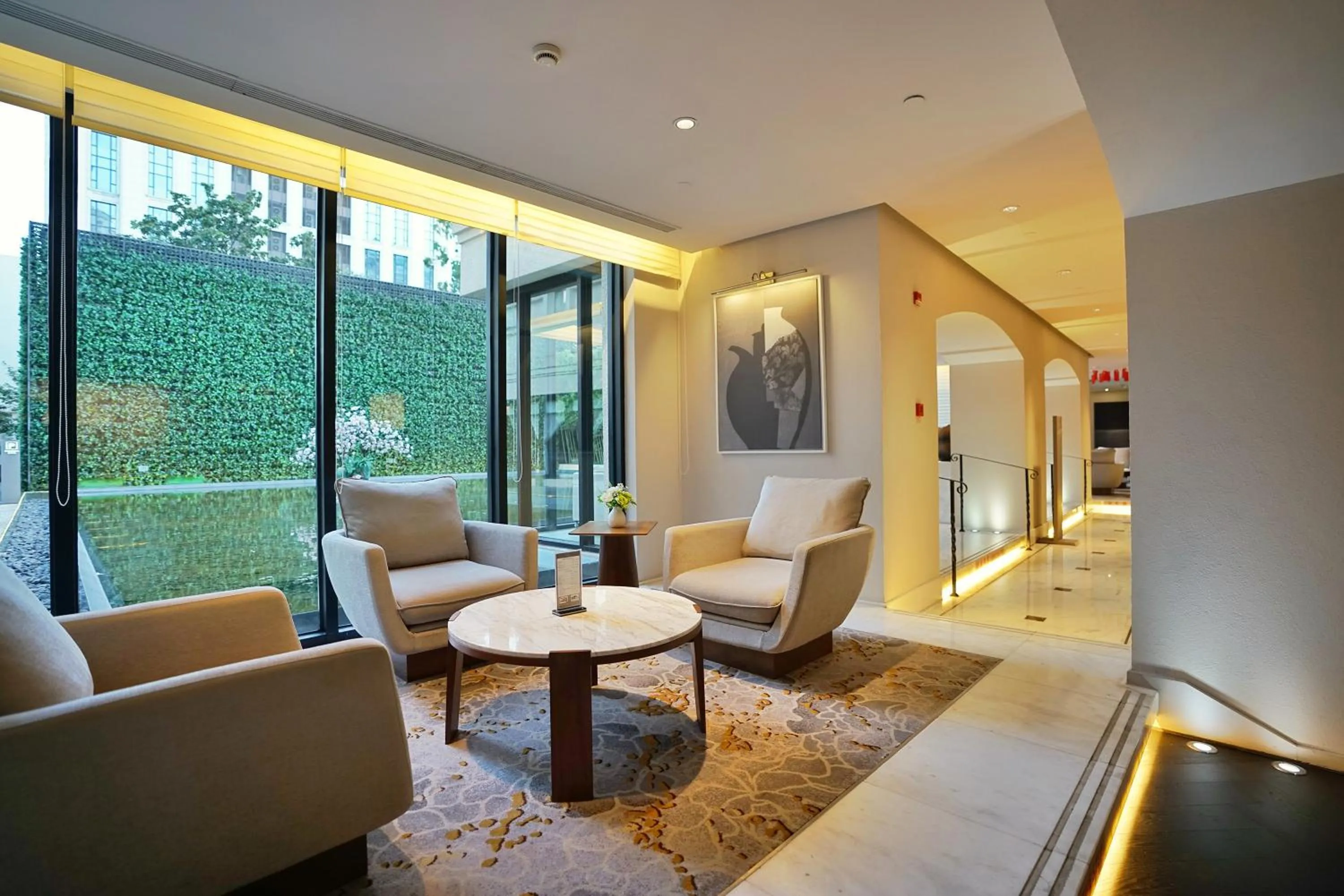 Seating area in Metropolo Dahua Hotel Shanghai