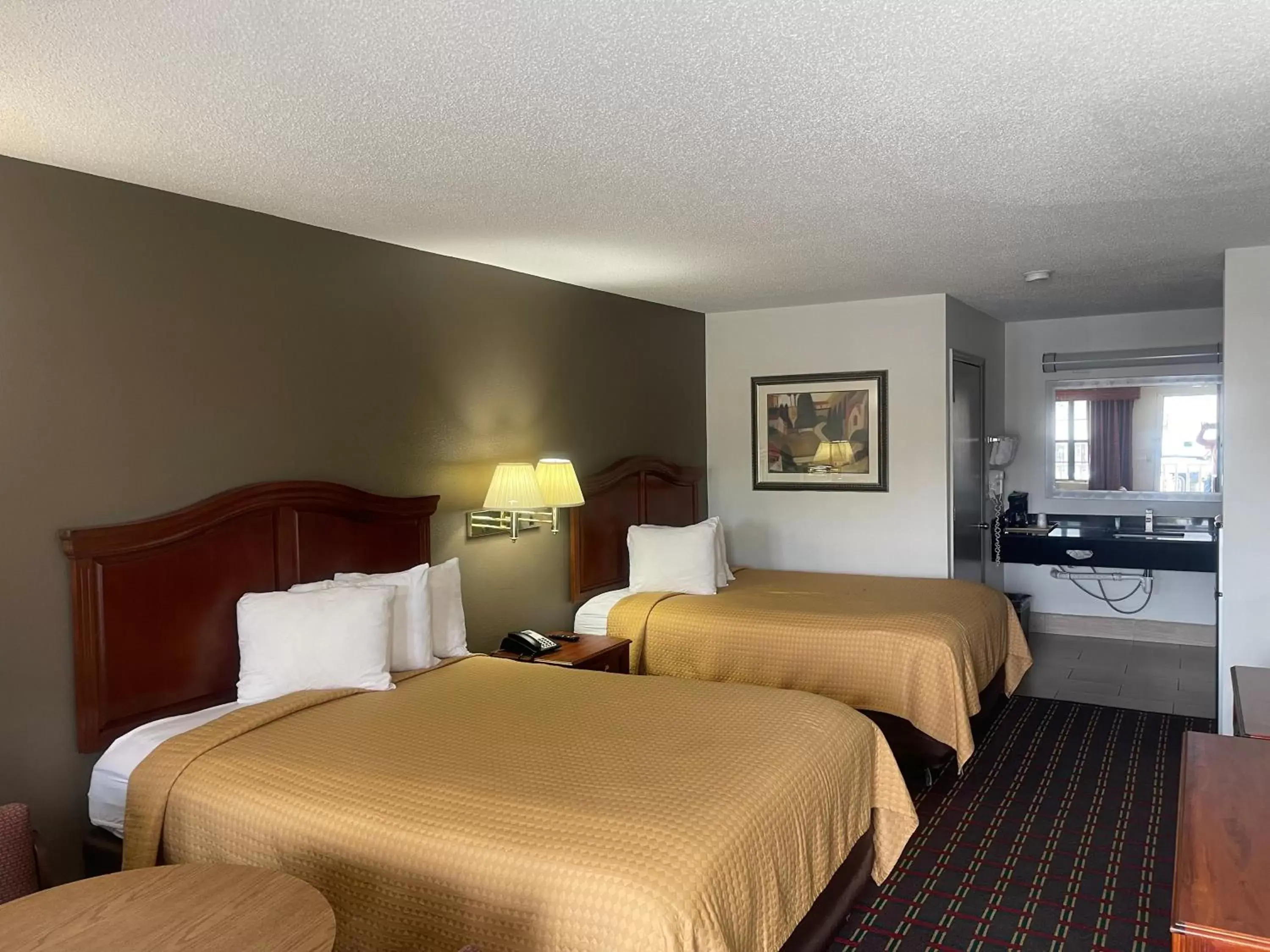 Double Room Two Double Bed - Smoking in Loyalty Inn Hawkinsville Double Room Two Double Bed - Smoking in Loyalty Inn Hawkinsville