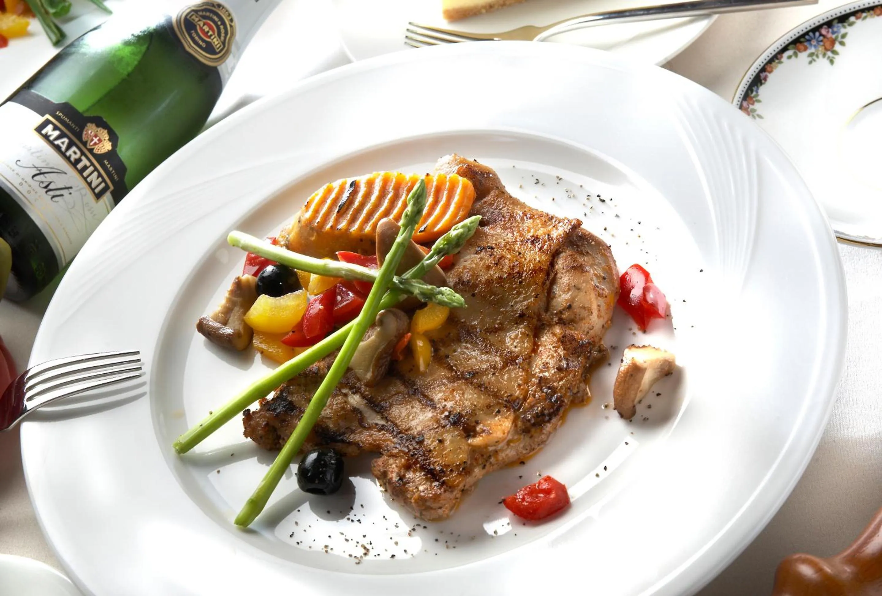 Restaurant/places to eat in Yes Motel