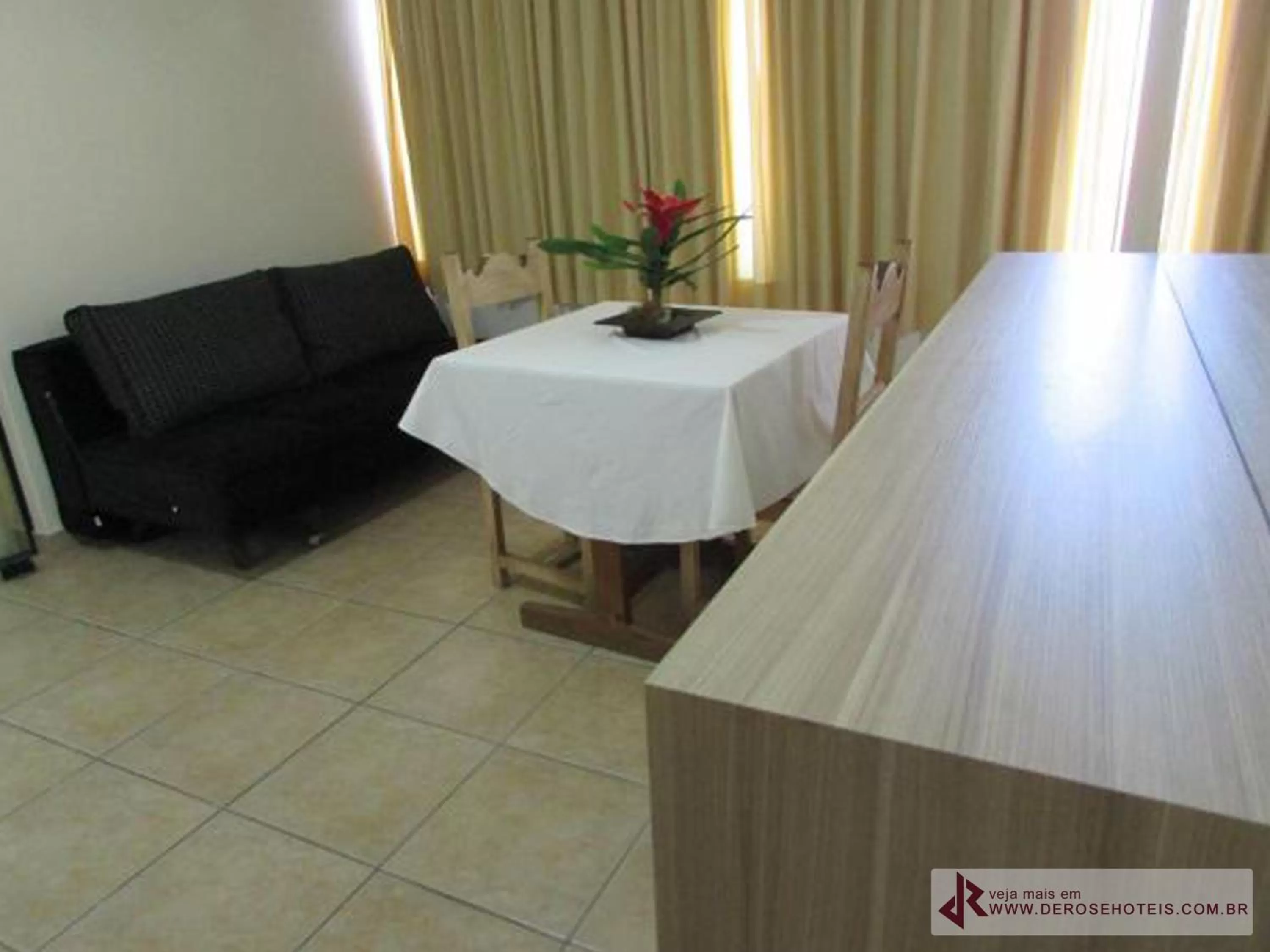 Living room, Seating Area in De Rose Palace Hotel