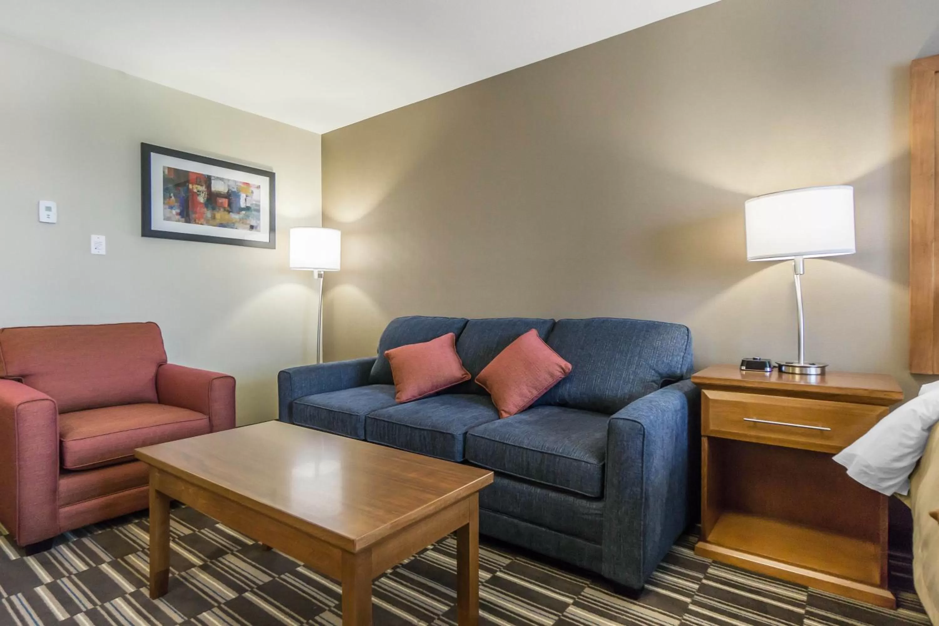 Bed in Comfort Inn & Suites Edmonton International Airport