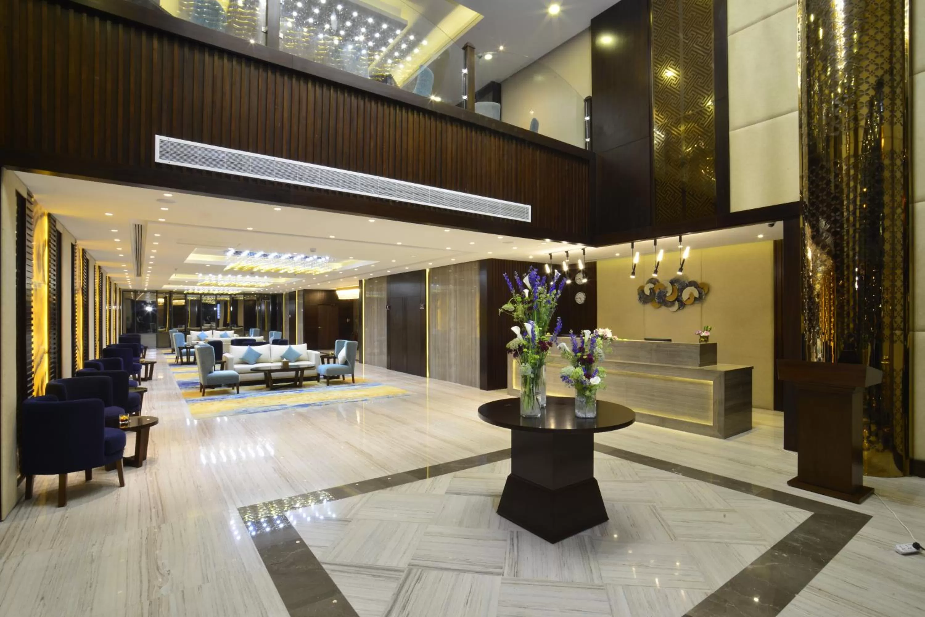 Lobby or reception in Naviti Warwick Dammam
