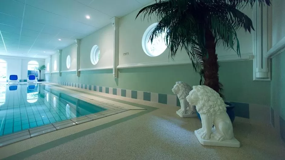 Swimming pool in Hotel Aselager Mühle