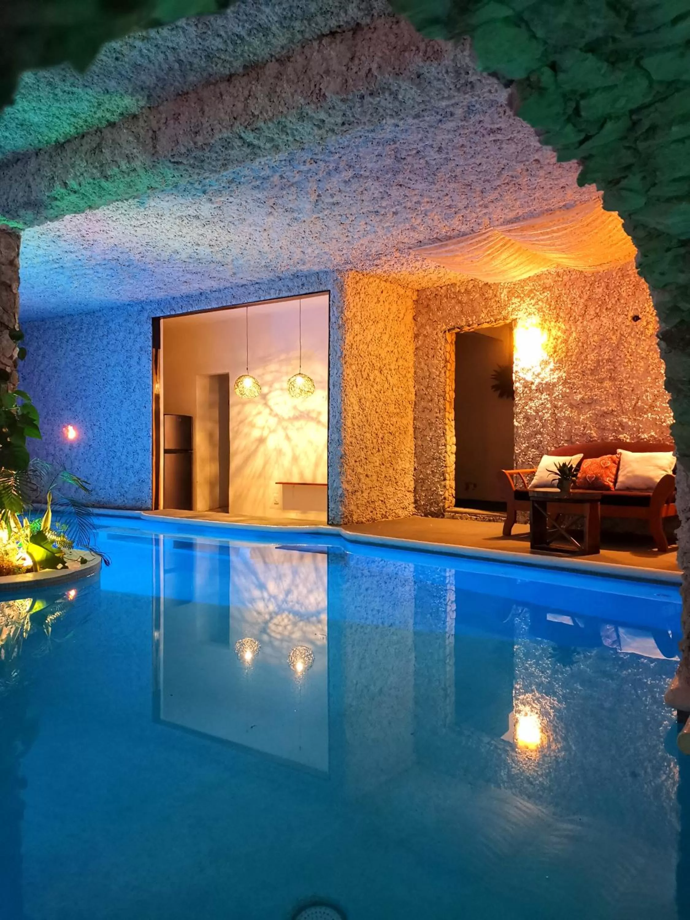 Swimming pool in Mayan Majesty Boutique Hotel