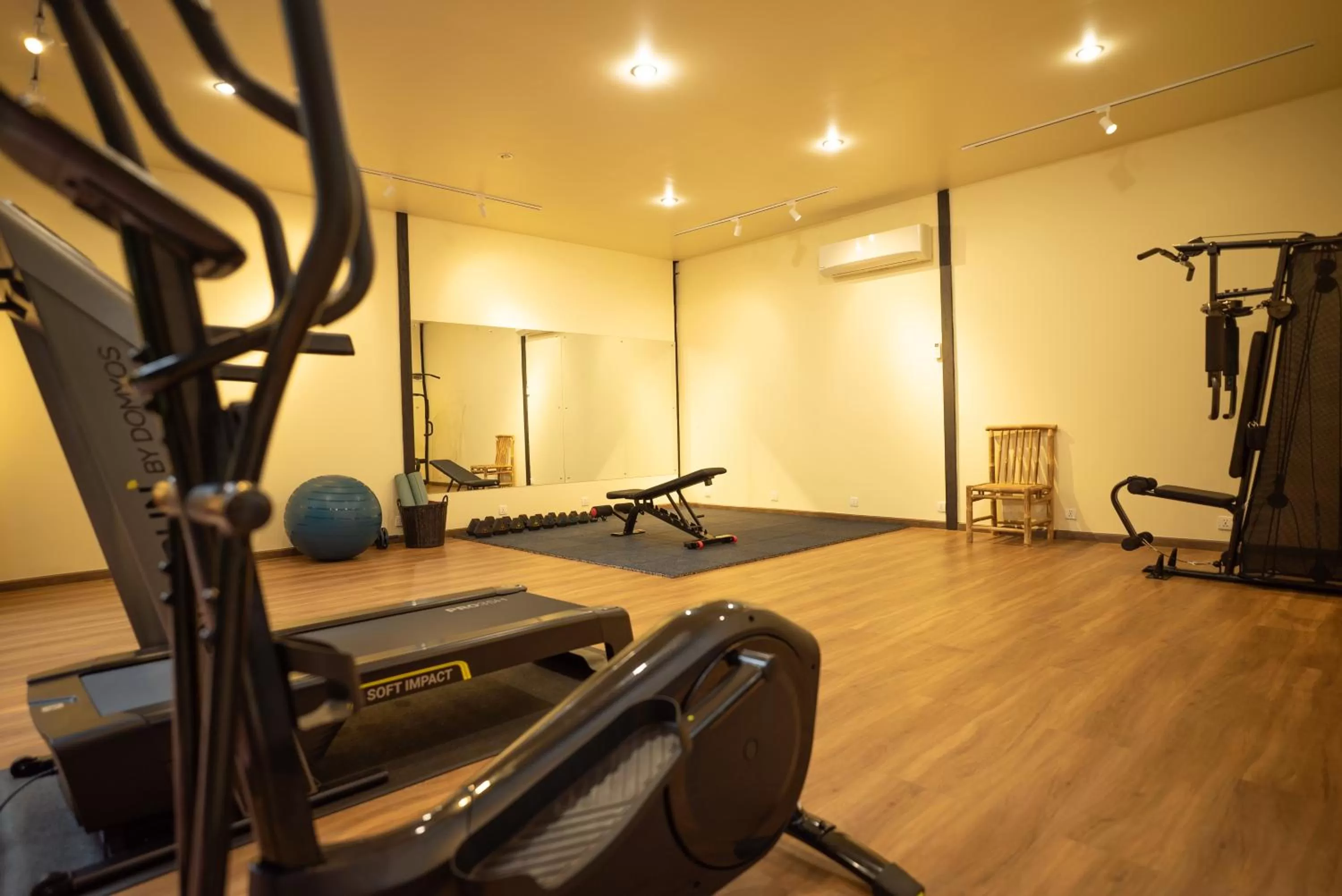Fitness centre/facilities in iRoHa Garden Hotel & Resort