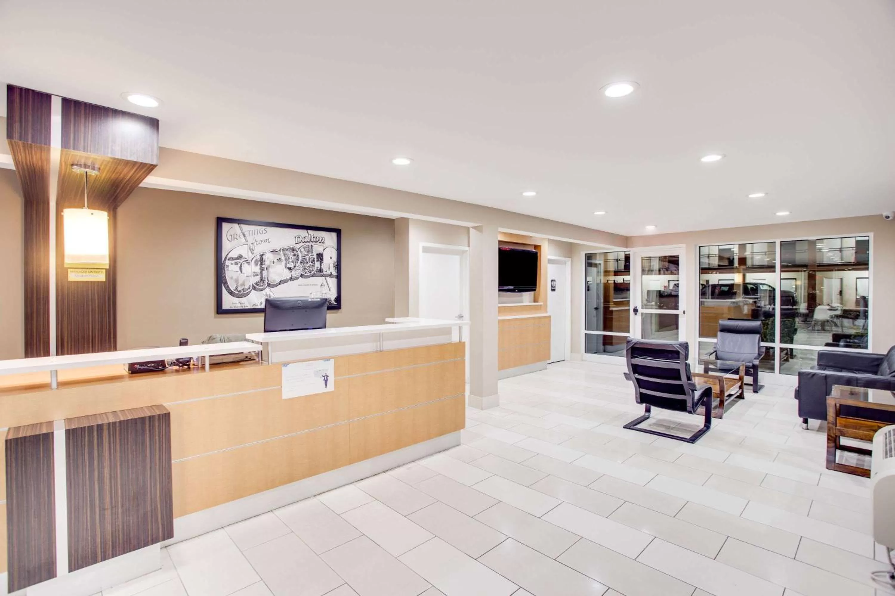Lobby or reception in Super 8 by Wyndham Dalton