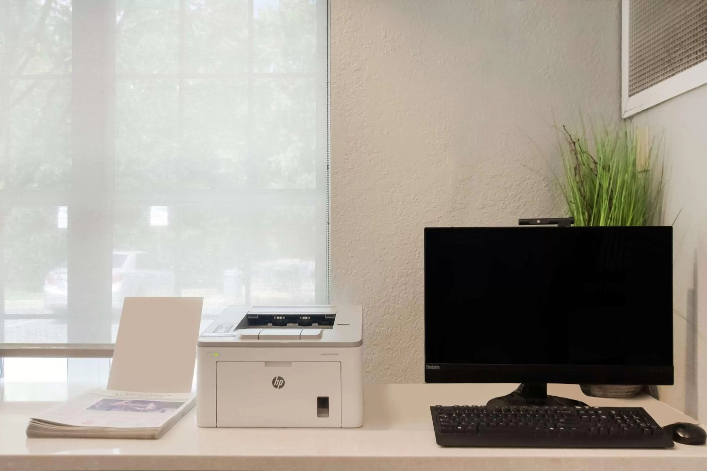 Business facilities in Sonesta Simply Suites Falls Church