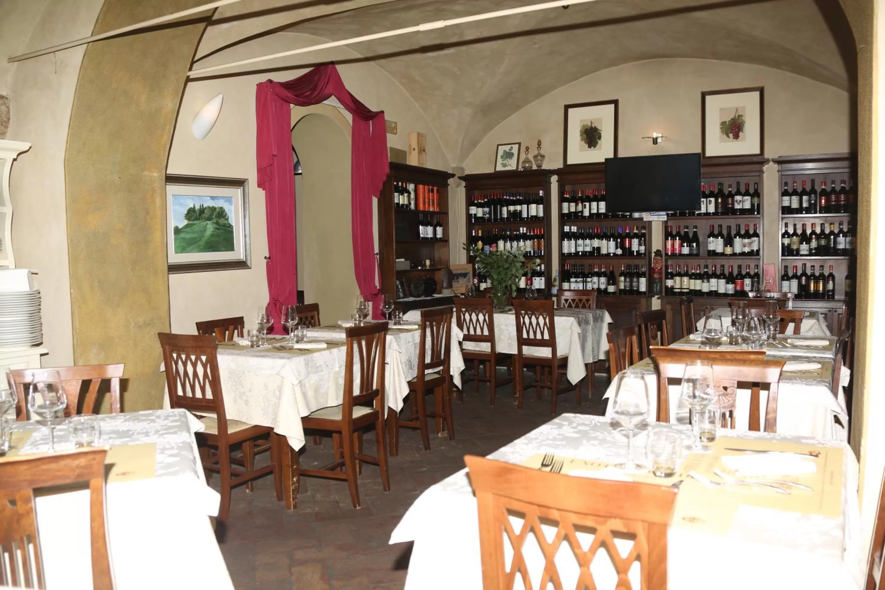 Restaurant/Places to Eat in Locanda Guidi
