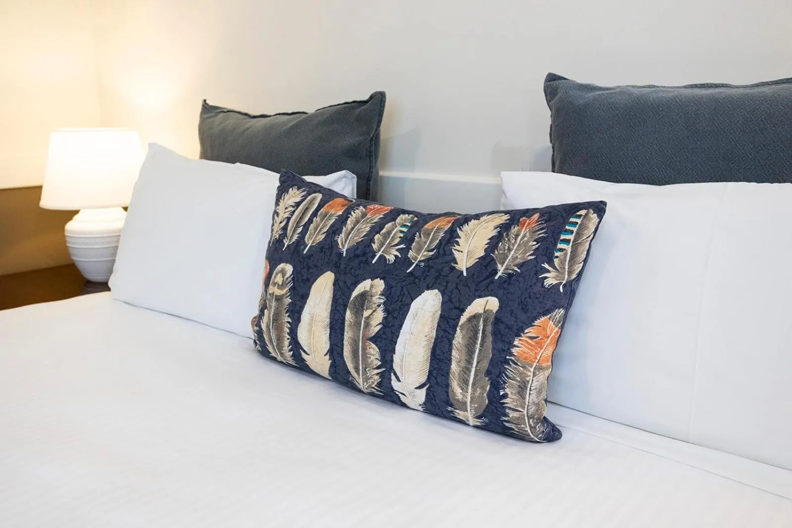 Bed in Hawkesbury Race Club Motel