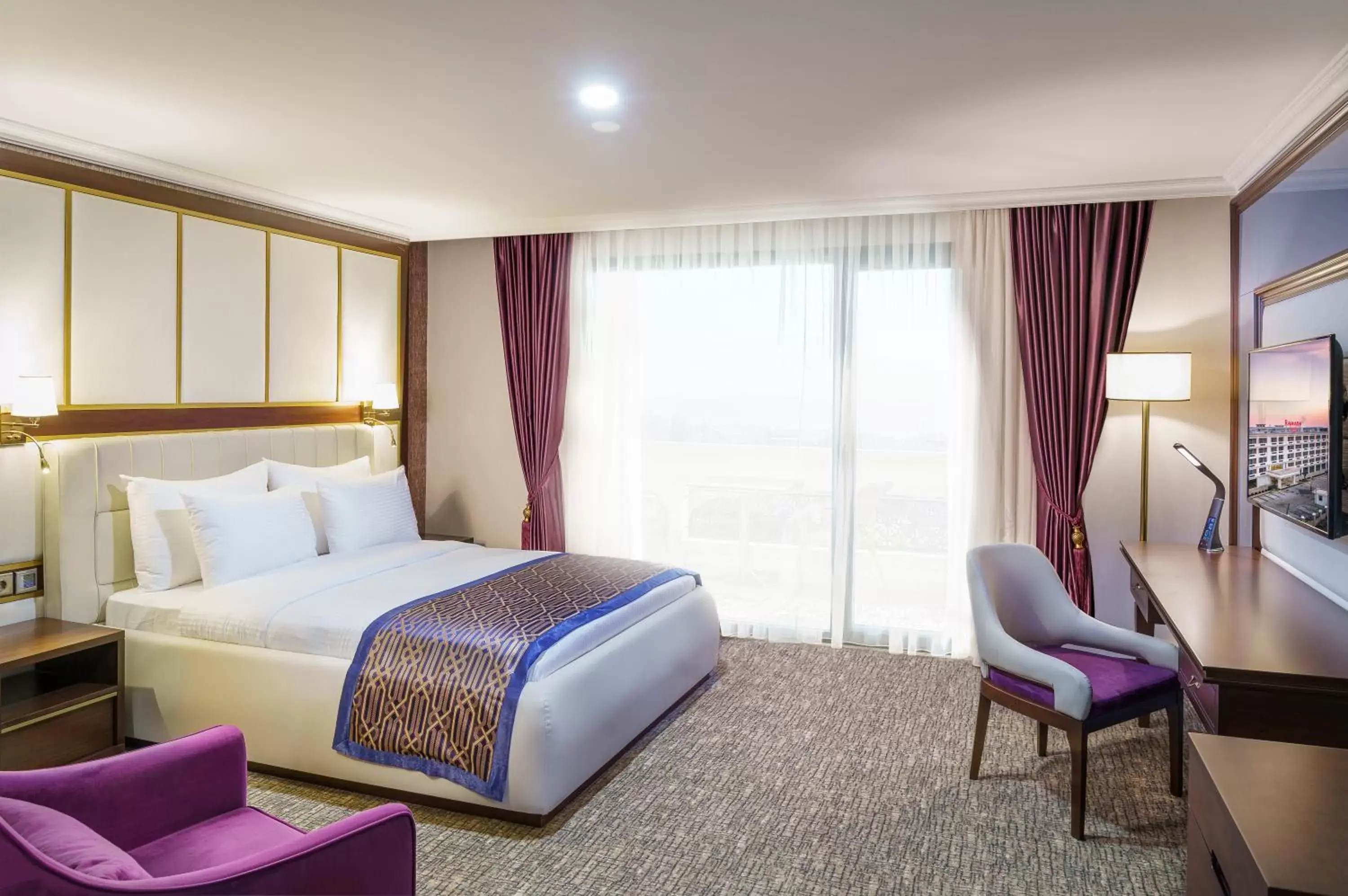 Standard Double Room with Land View in Ramada Plaza by Wyndham Silivri Standard Double Room with Land View in Ramada Plaza by Wyndham Silivri