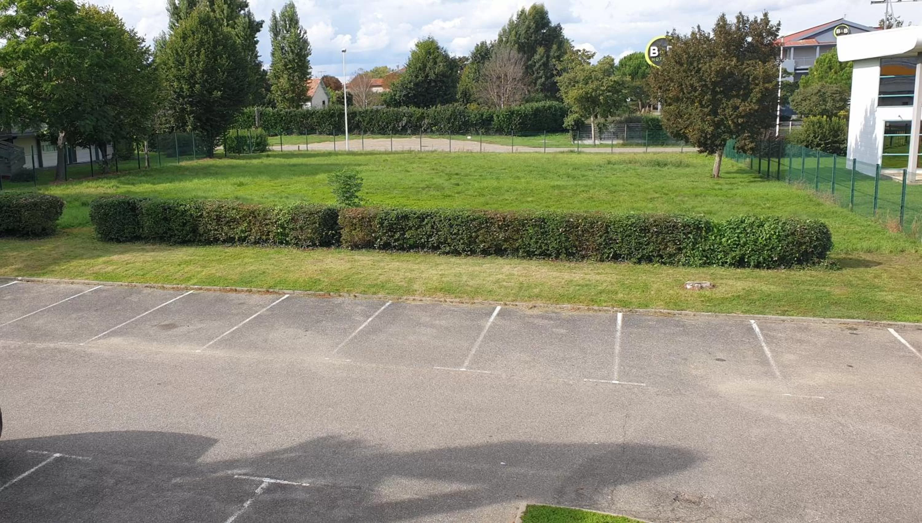 Garden in Premiere Classe Agen