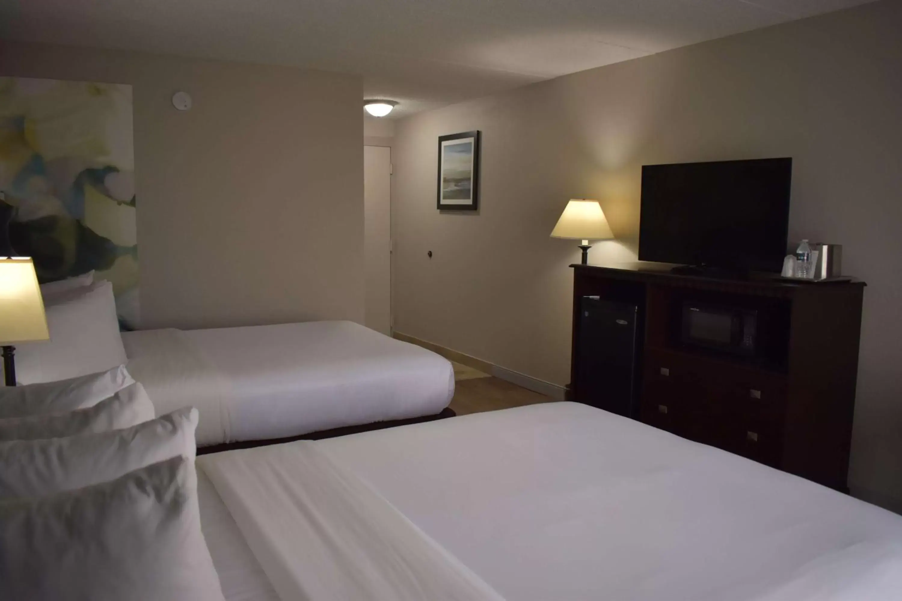 Tower Queen Room with Two Queen Beds, Non-Smoking in Wyndham Garden Ann Arbor Tower Queen Room with Two Queen Beds, Non-Smoking in Wyndham Garden Ann Arbor