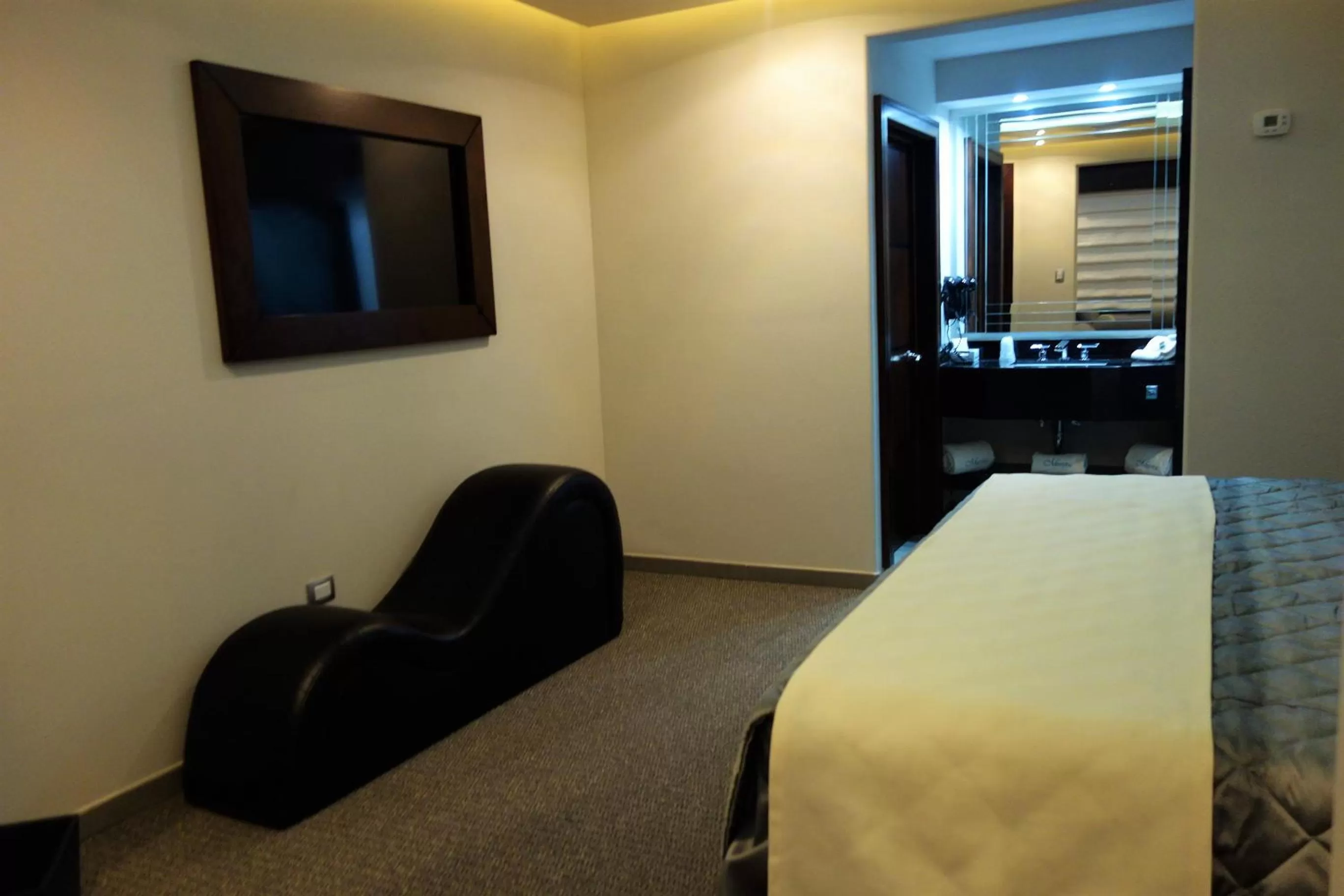 Photo of the whole room, Bed in Motel Marche