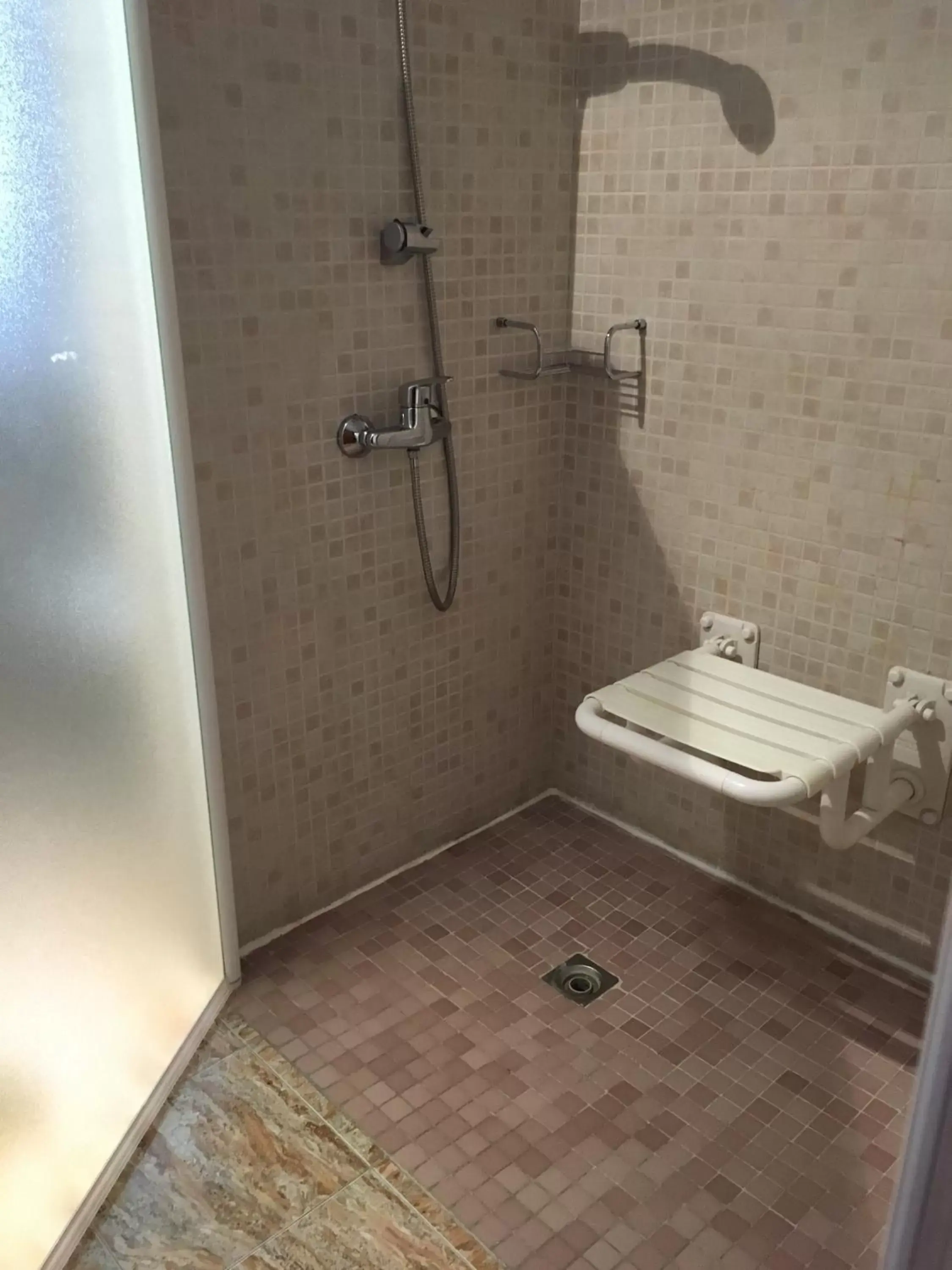 Triple Room - Disability Access in Hotel Torre Monreal Triple Room - Disability Access in Hotel Torre Monreal