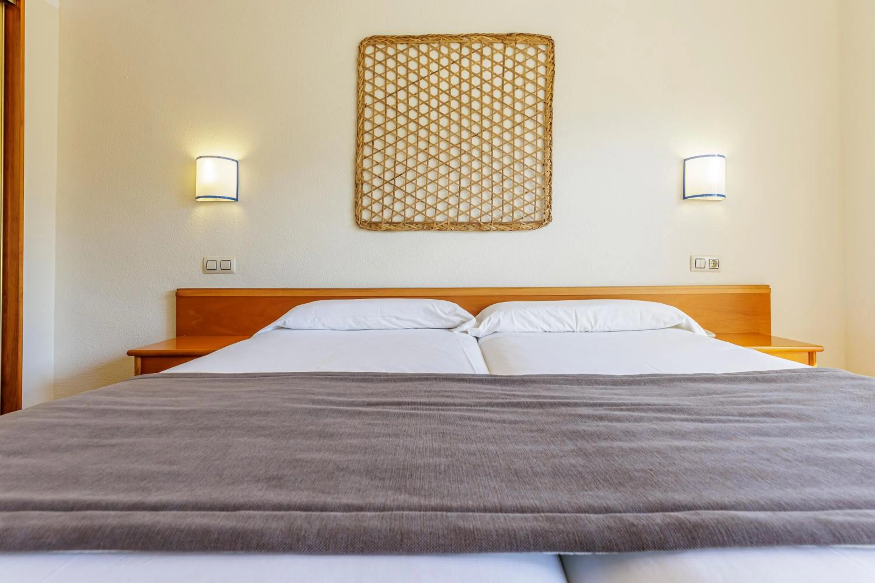 Bed in Hotel Eden Nord Soller