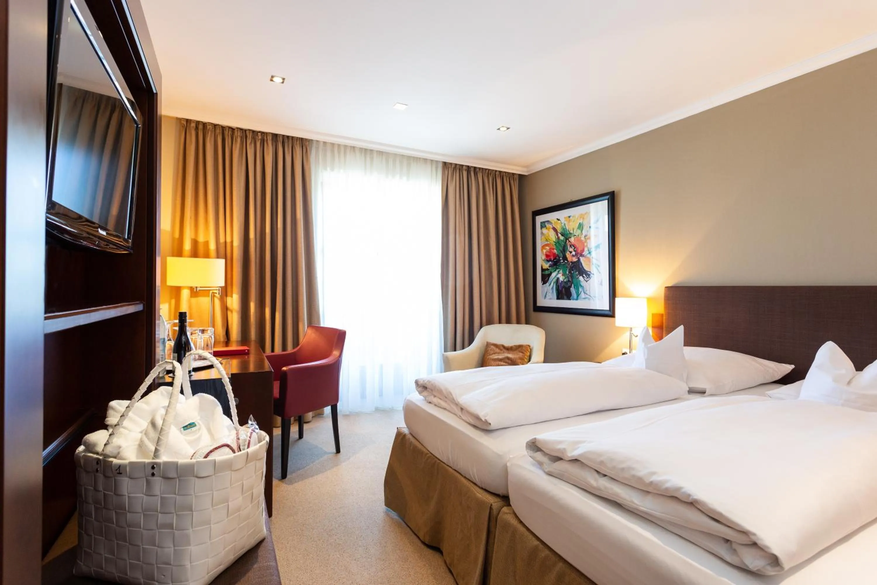 Photo of the whole room, Bed in Landhotel Gottinger