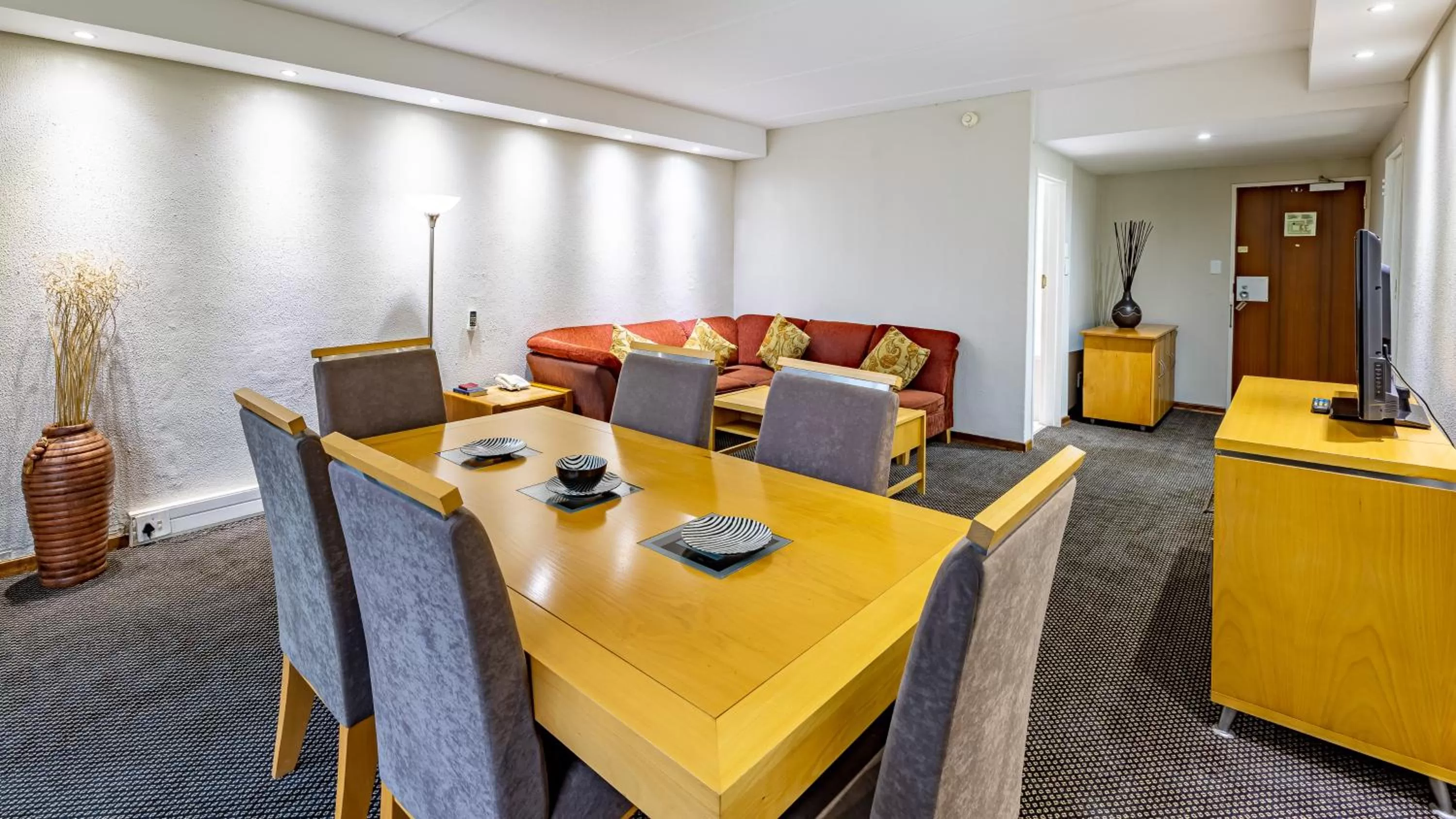 Bedroom in African Sky Newcastle Inn