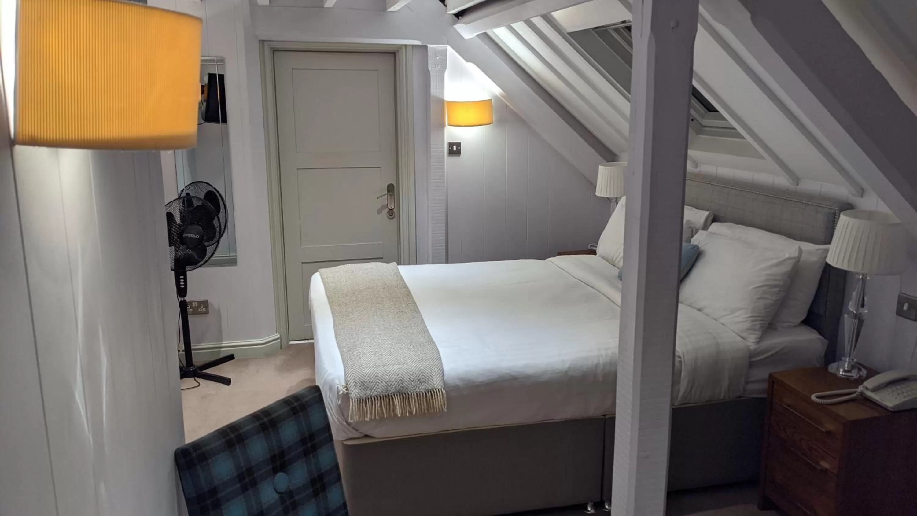 Bed in Castle Hotel & Apartments