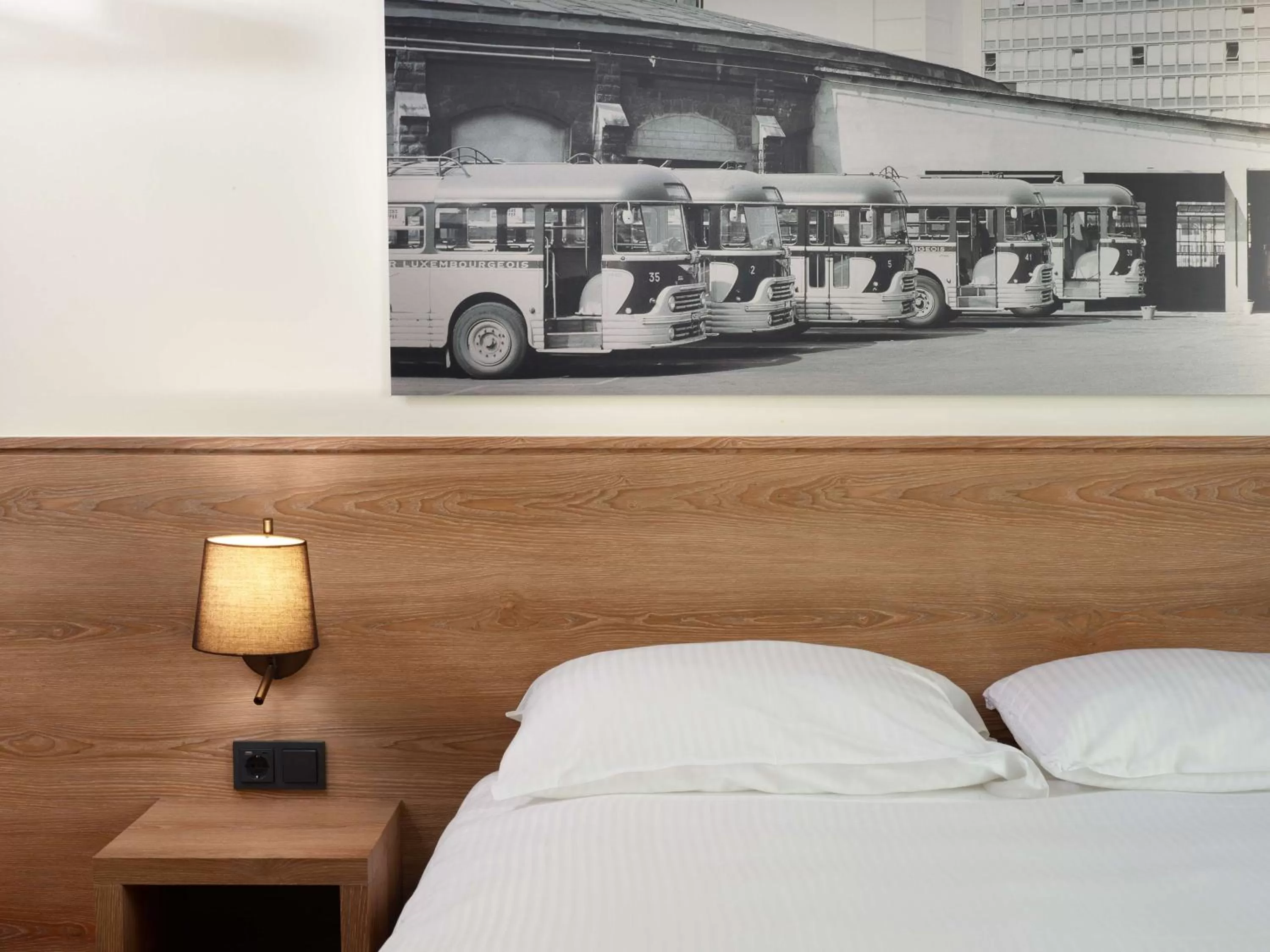 Bedroom, Bed in Park Inn by Radisson Luxembourg City