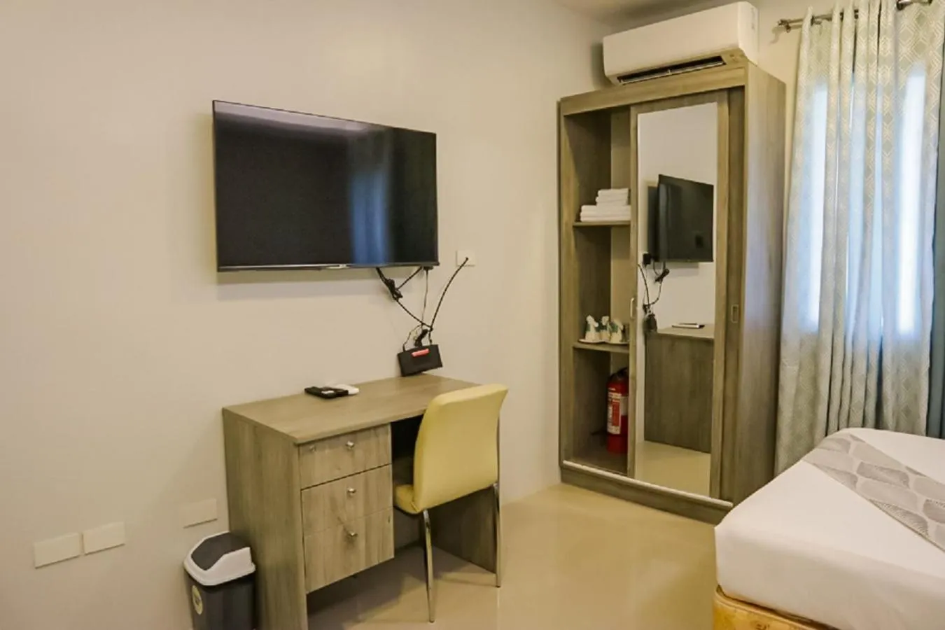 TV and multimedia, Bed in Carcar Eco Farm Resorts