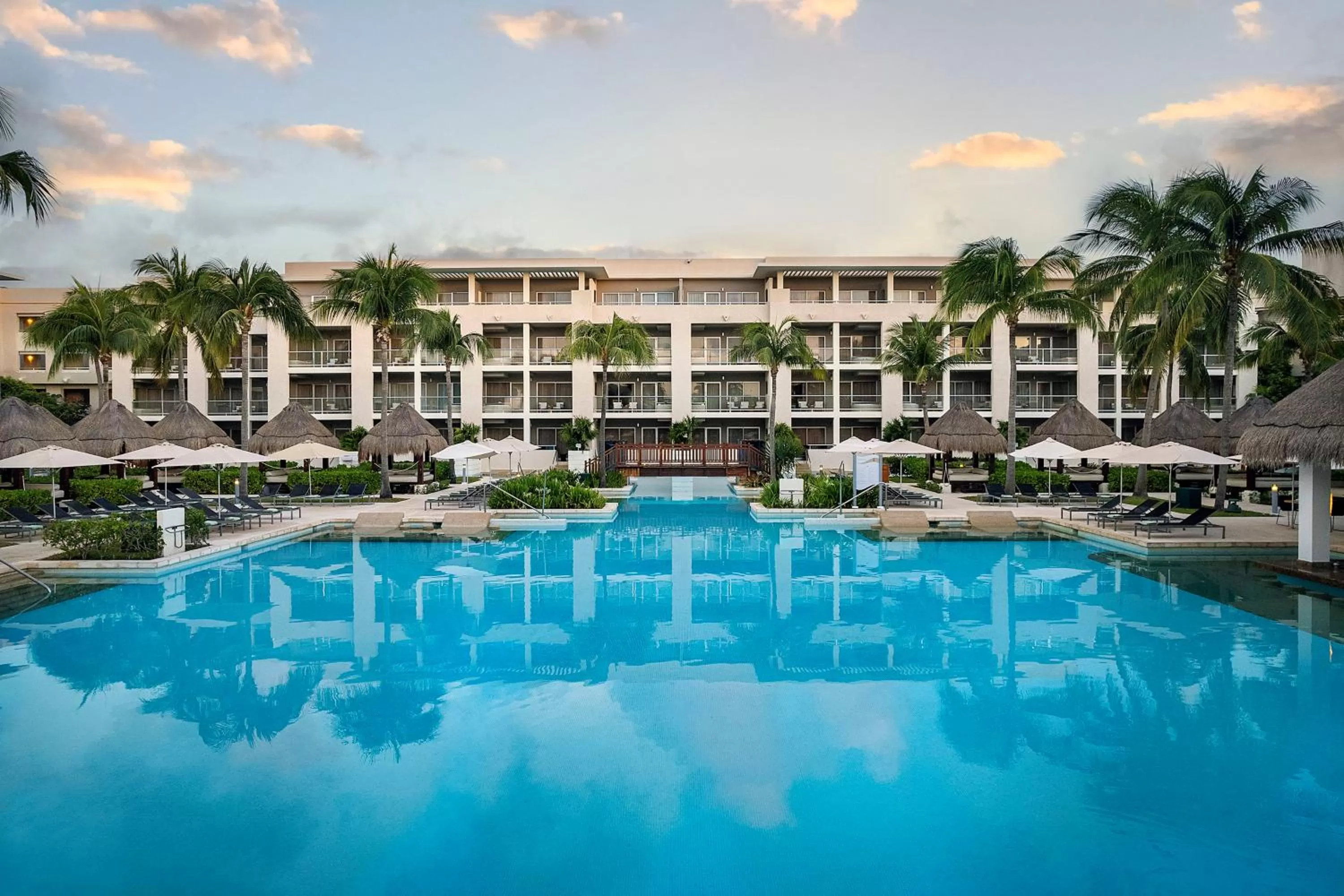 Pool view in Paradisus La Perla - Adults Only - Riviera Maya - All Inclusive