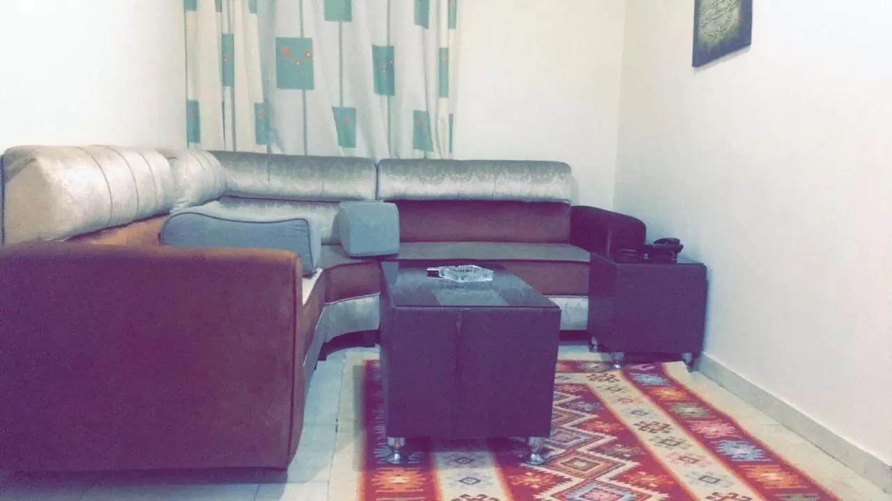 Living room, Seating Area in Al Tawheed Hotel Apartments