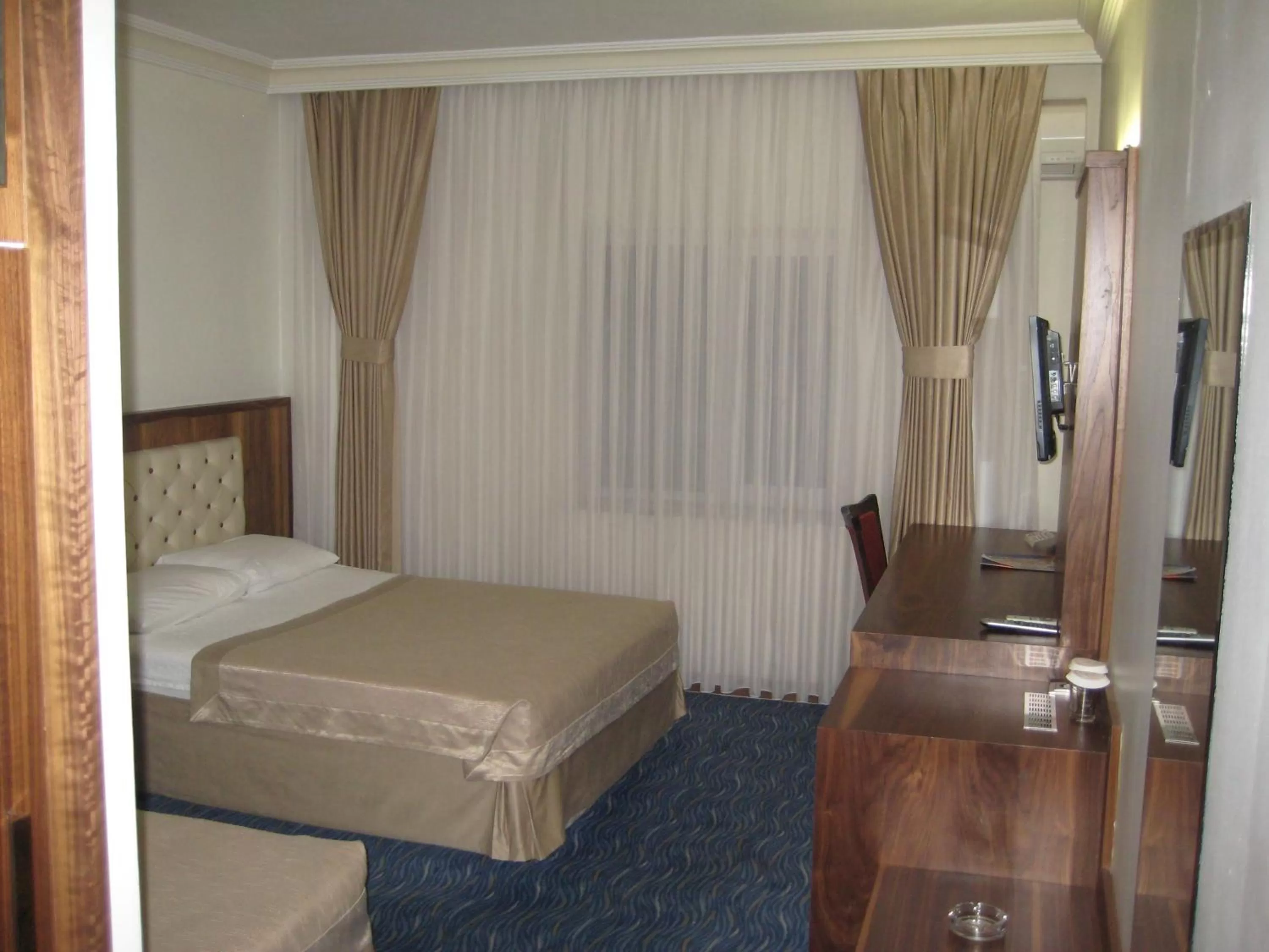 Bed in Miroglu Hotel