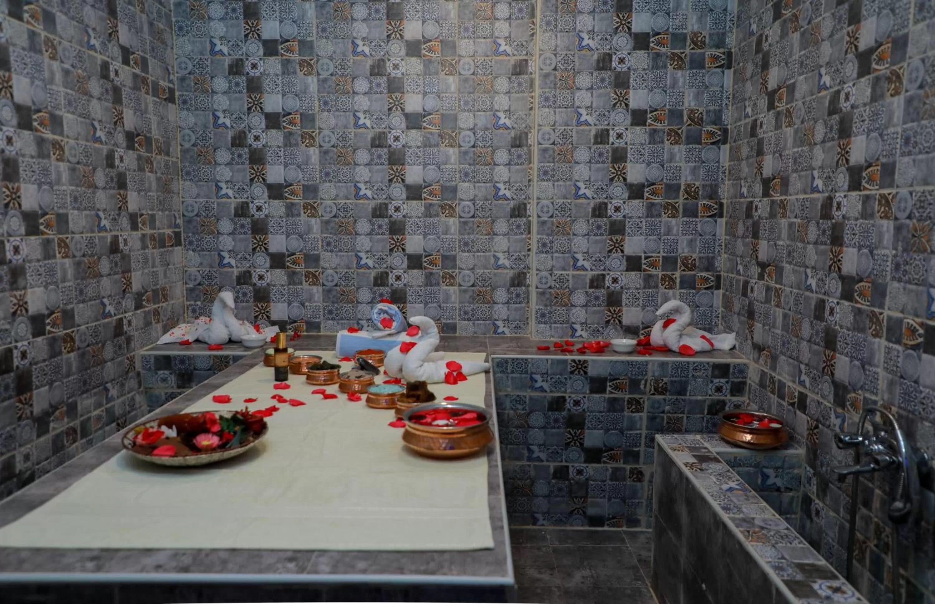 Steam room in Loumage S Suites and Spa