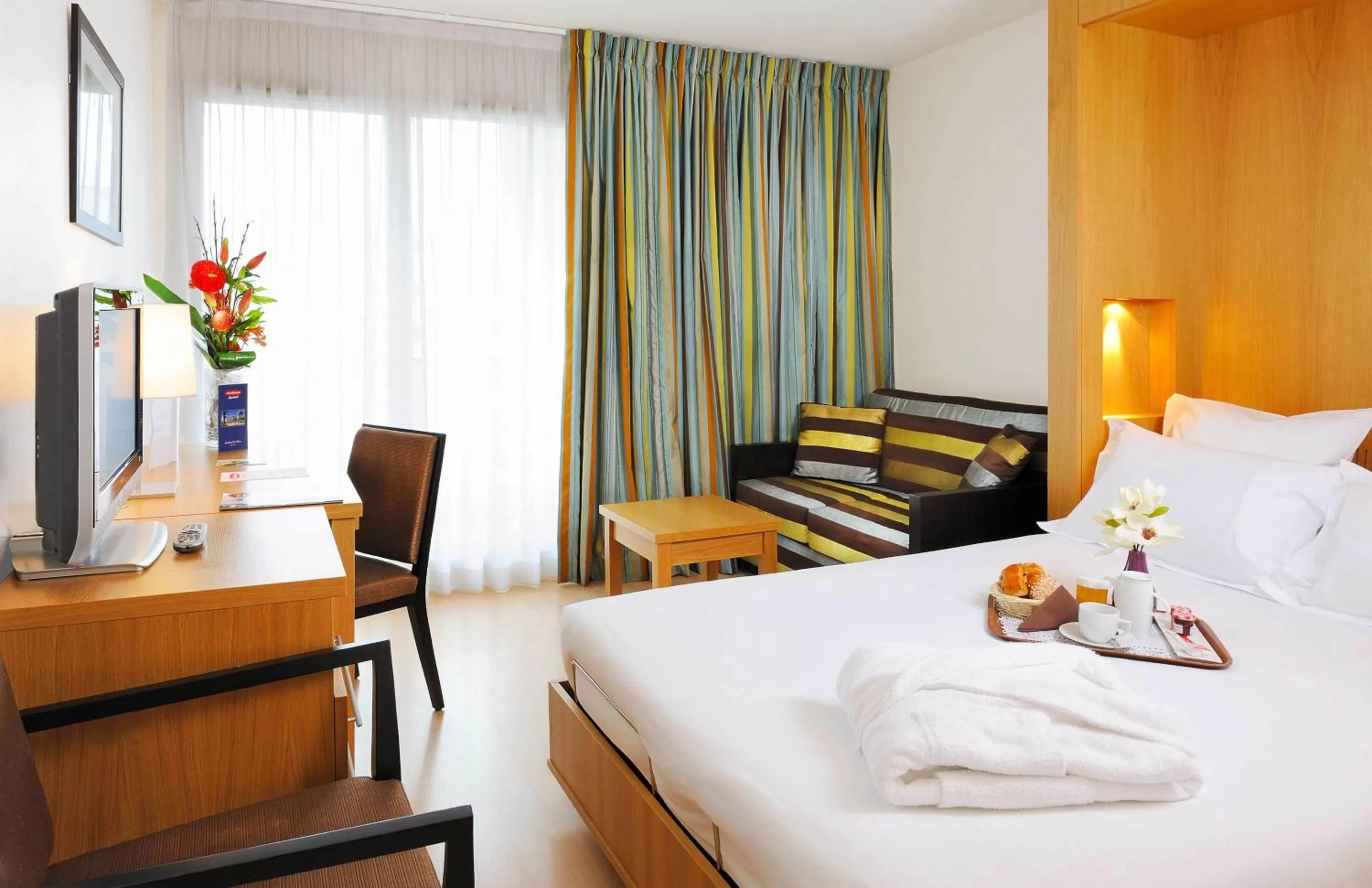 Bed in Residhome Paris-Massy