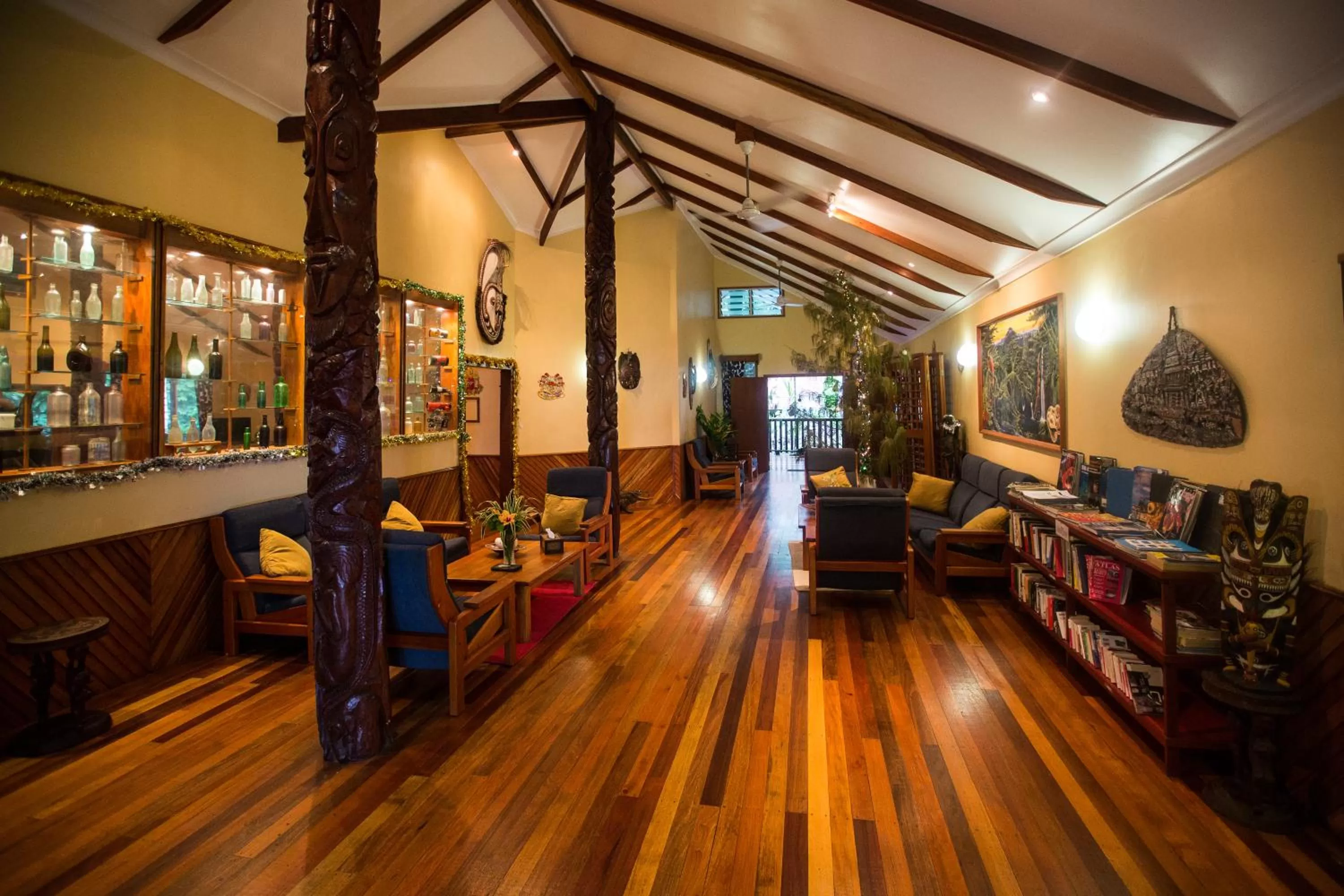 Lounge or bar in Tawali Leisure & Dive Resort