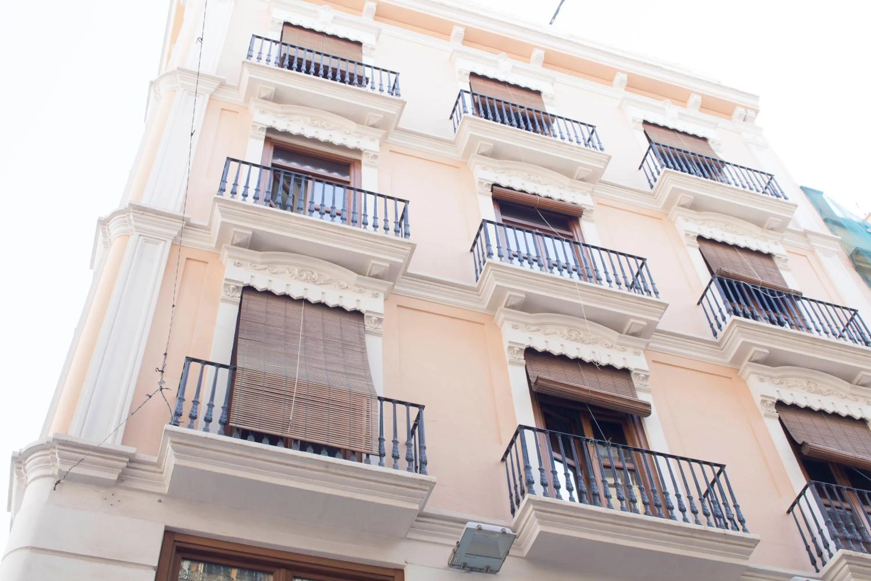 Property building in Living Valencia Apartments - Merced
