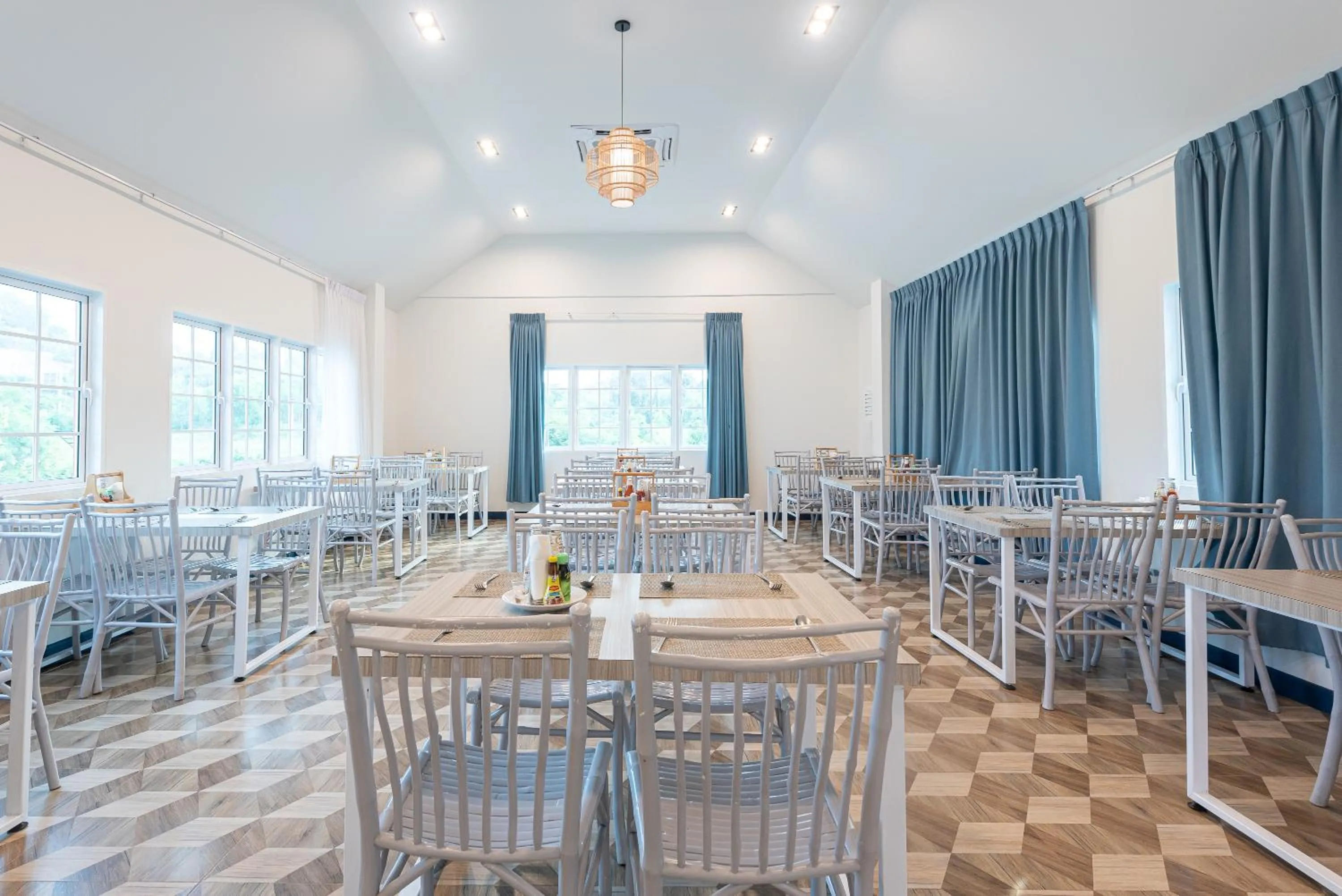 Restaurant/places to eat in Peggy's Cove Resort