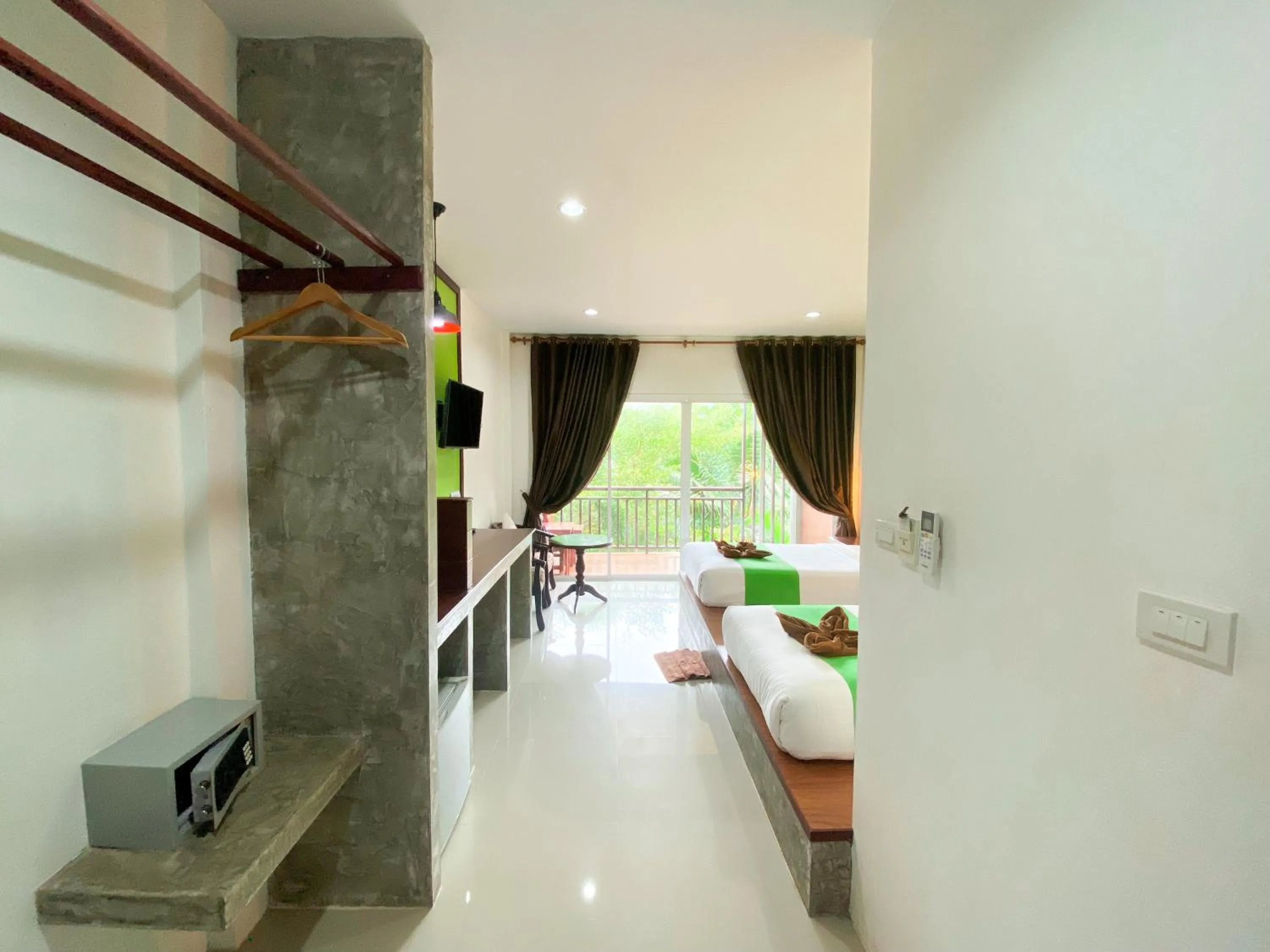 Photo of the whole room in Hatzanda Lanta Resort - SHA Extra Plus